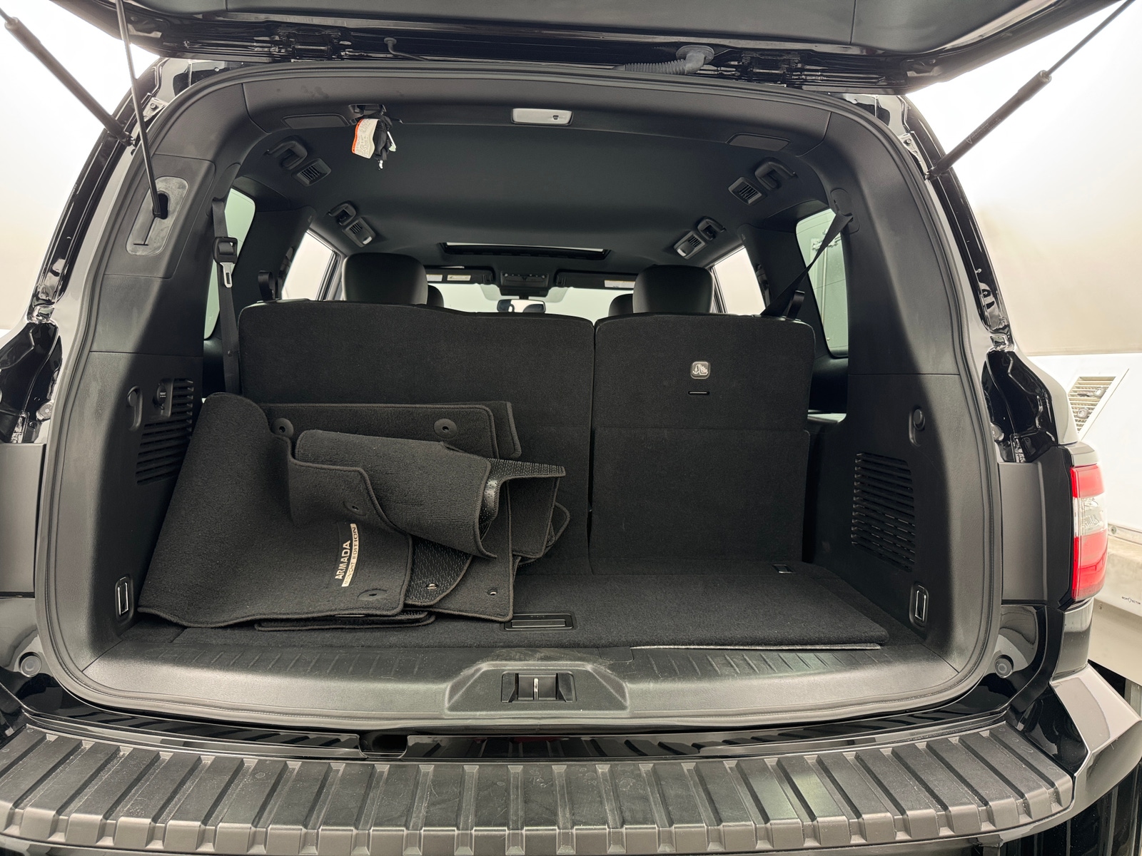 Thumbnail: 2021 Nissan Armada - 6