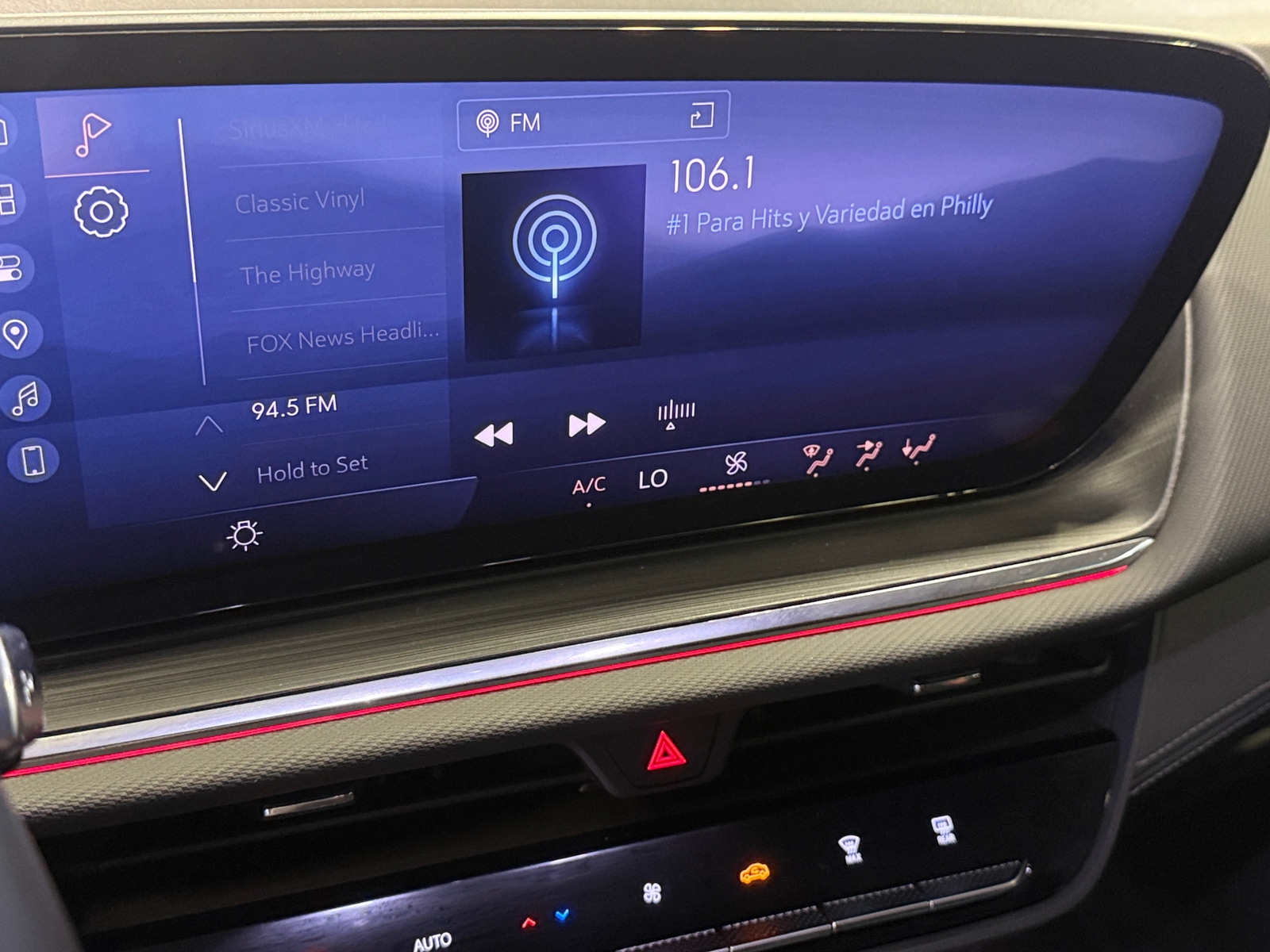 Thumbnail: 2025 Buick Envision - 3