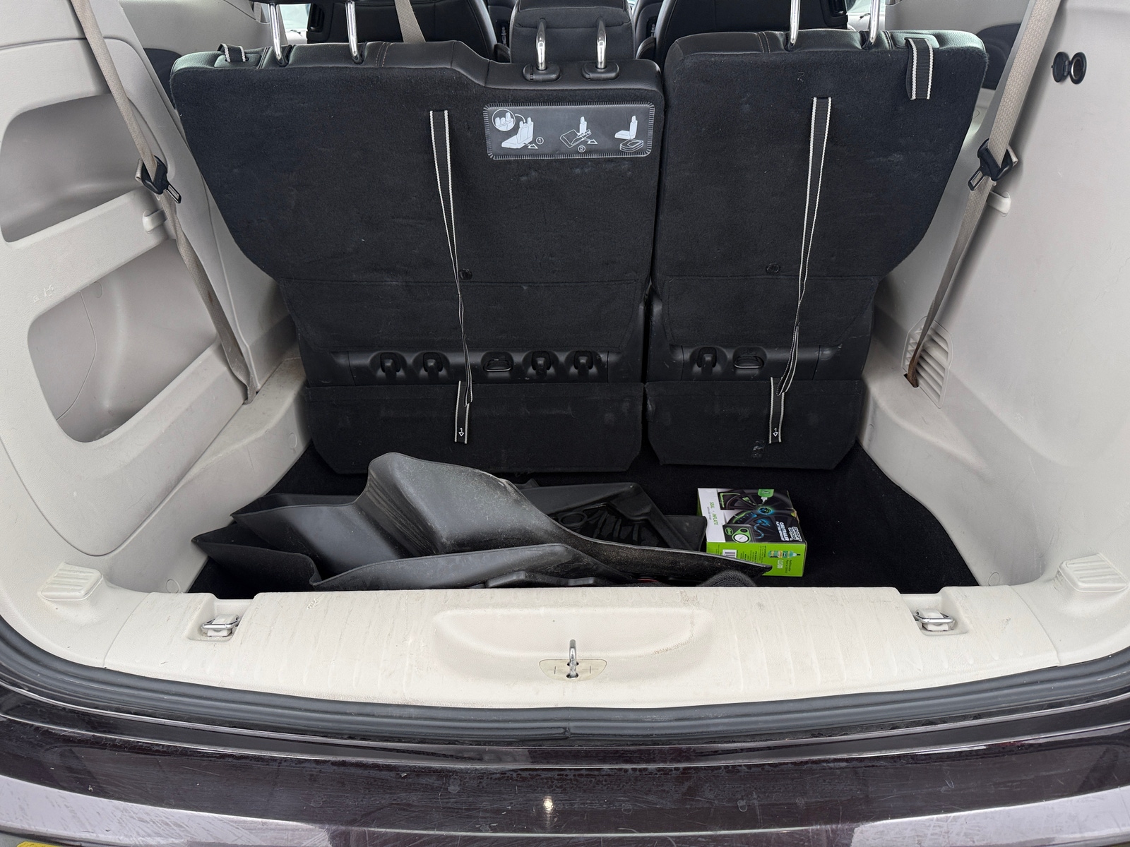 Thumbnail: 2018 Chrysler Pacifica - 6