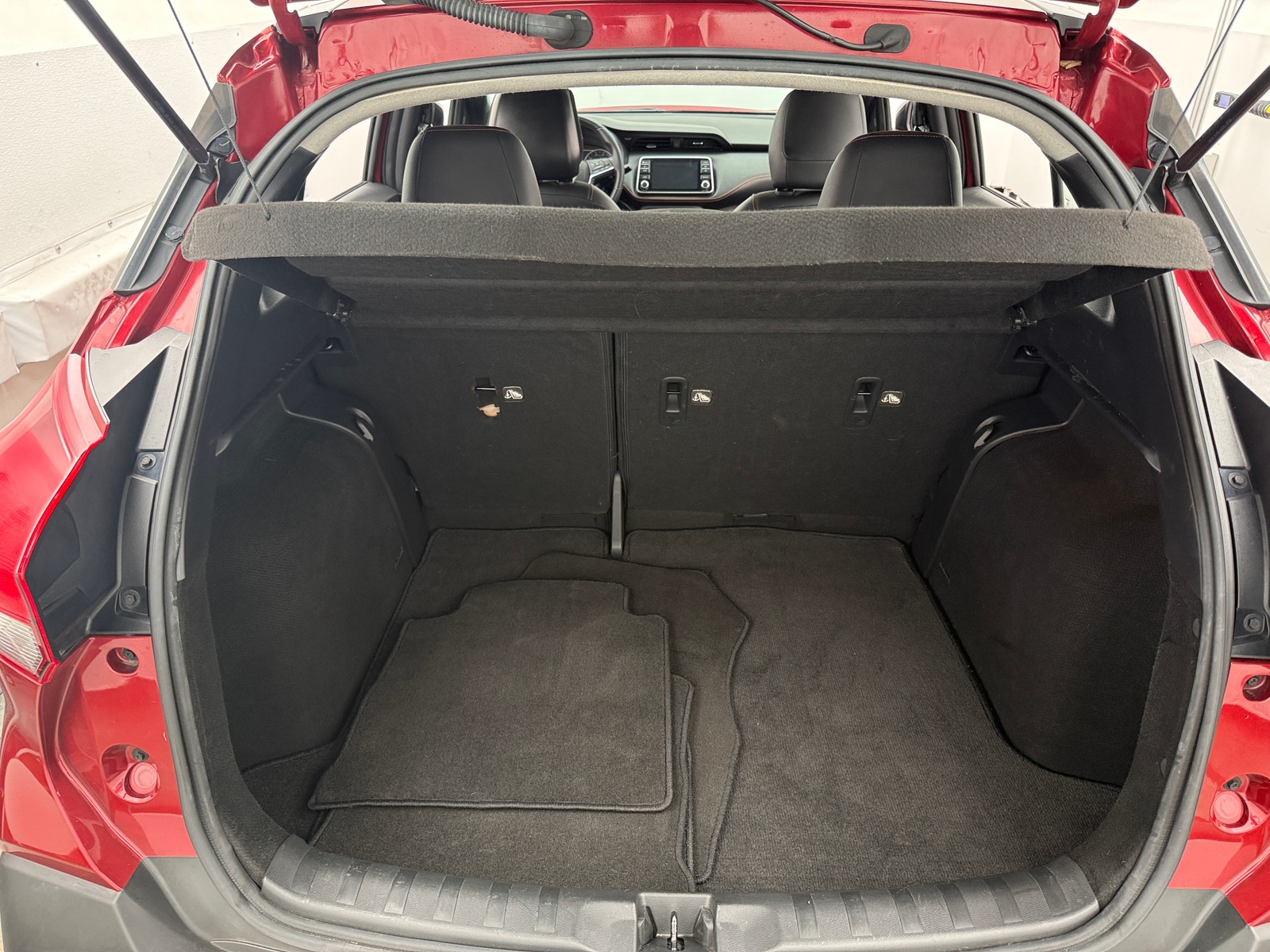 Thumbnail: 2019 Nissan Kicks - 7