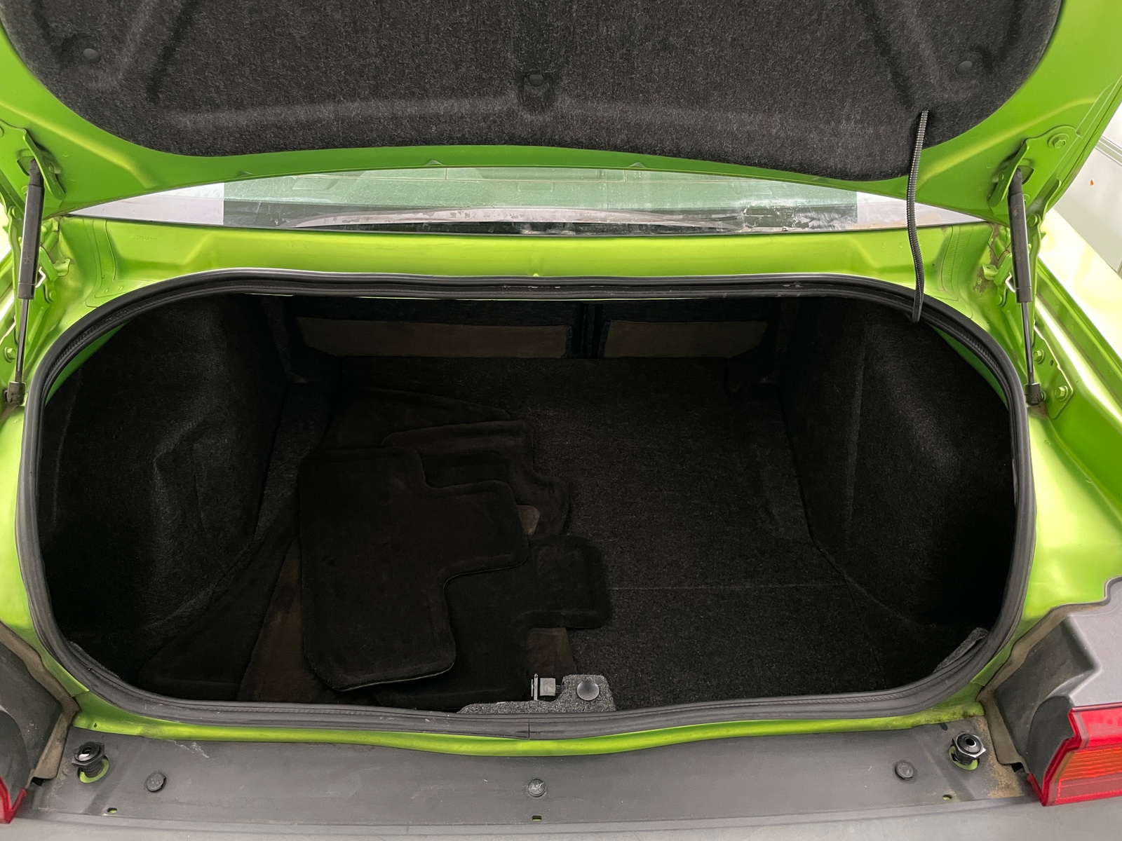 Thumbnail: 2011 Dodge Challenger - 4