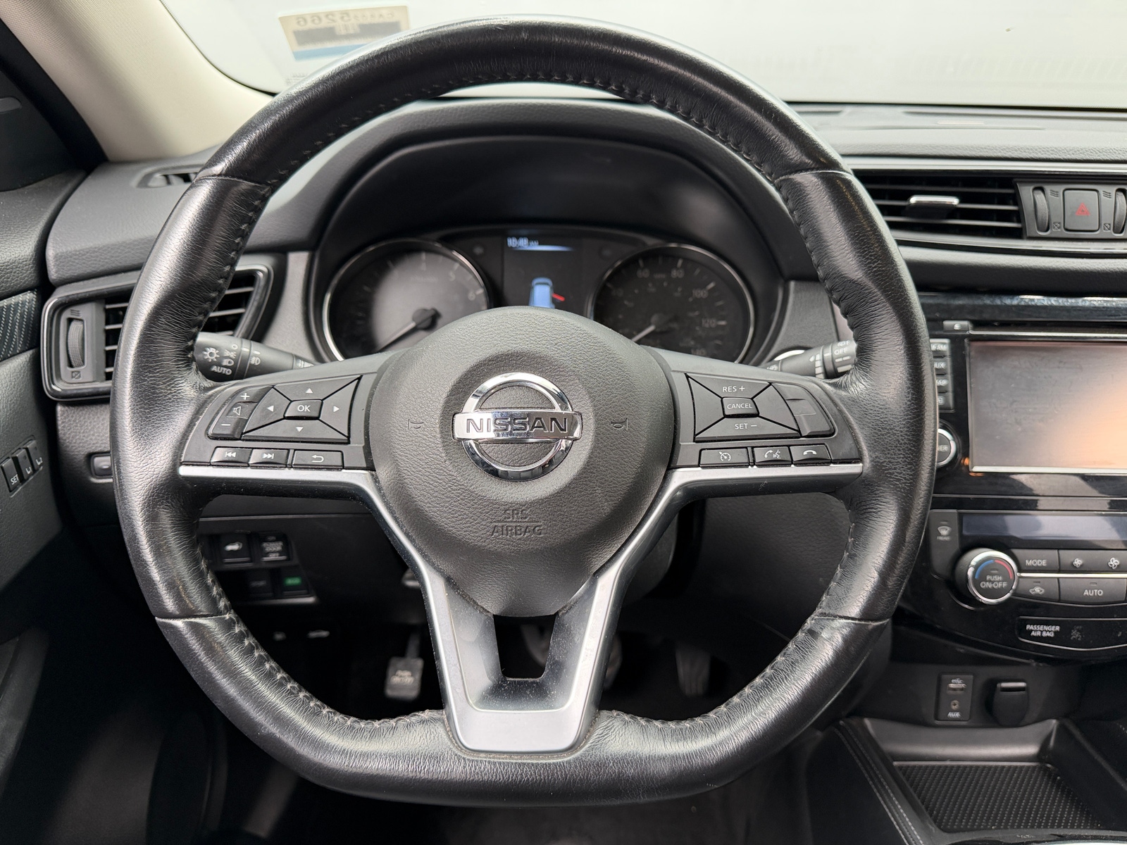 Thumbnail: 2017 Nissan Rogue - 4