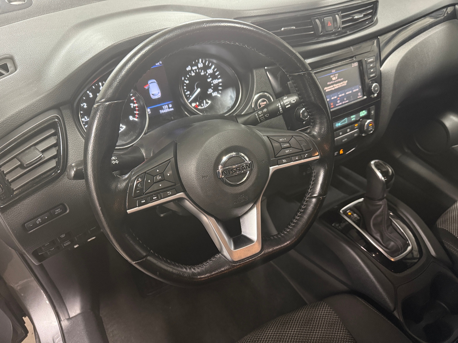Thumbnail: 2021 Nissan Rogue Sport - 5