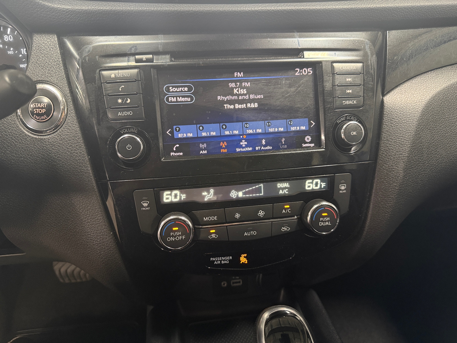 Thumbnail: 2021 Nissan Rogue Sport - 4