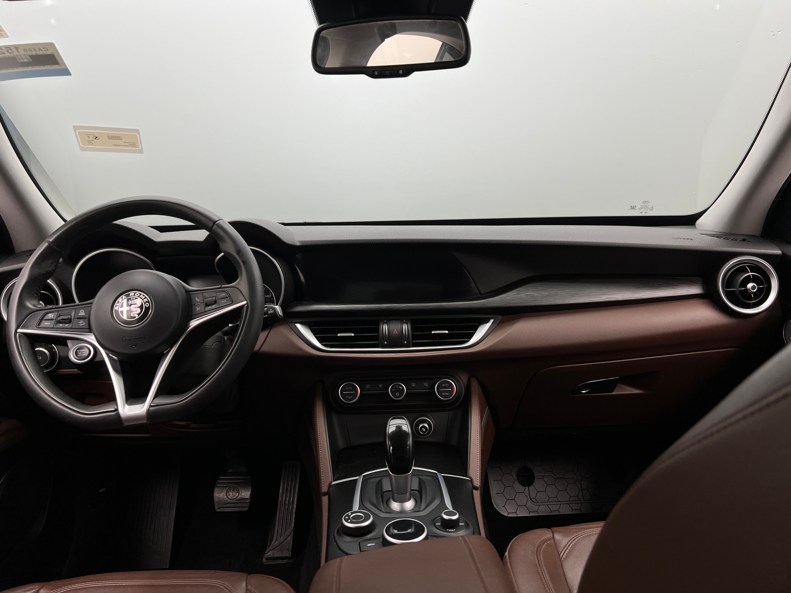 Thumbnail: 2018 Alfa Romeo Stelvio - 2