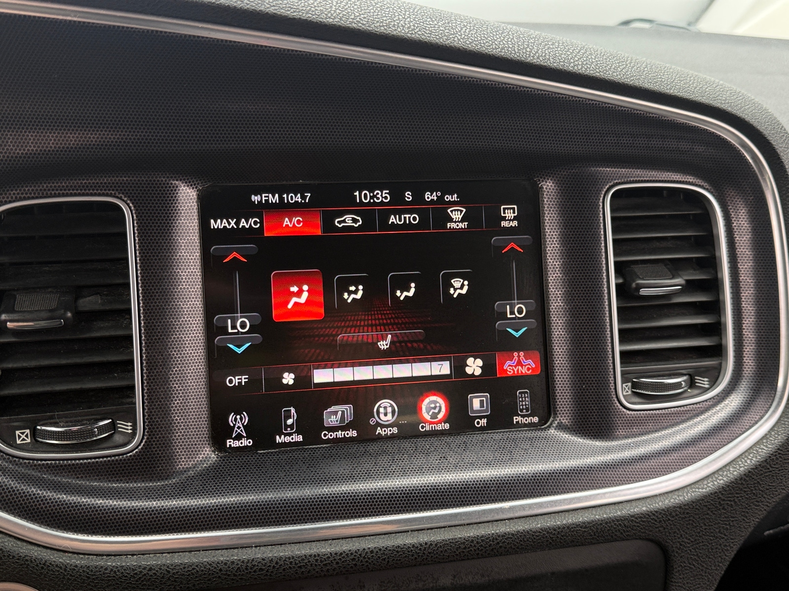Thumbnail: 2016 Dodge Charger - 4