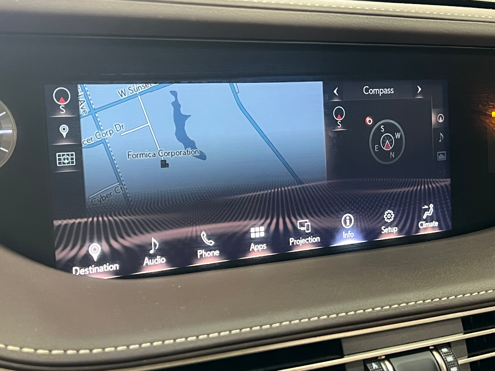 Thumbnail: 2019 Lexus LS - 3