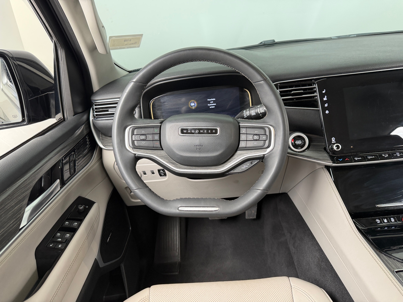 Thumbnail: 2024 Jeep Wagoneer - 4