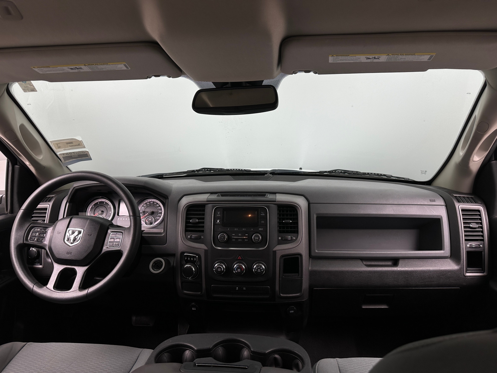 Thumbnail: 2020 RAM 1500 Classic - 3