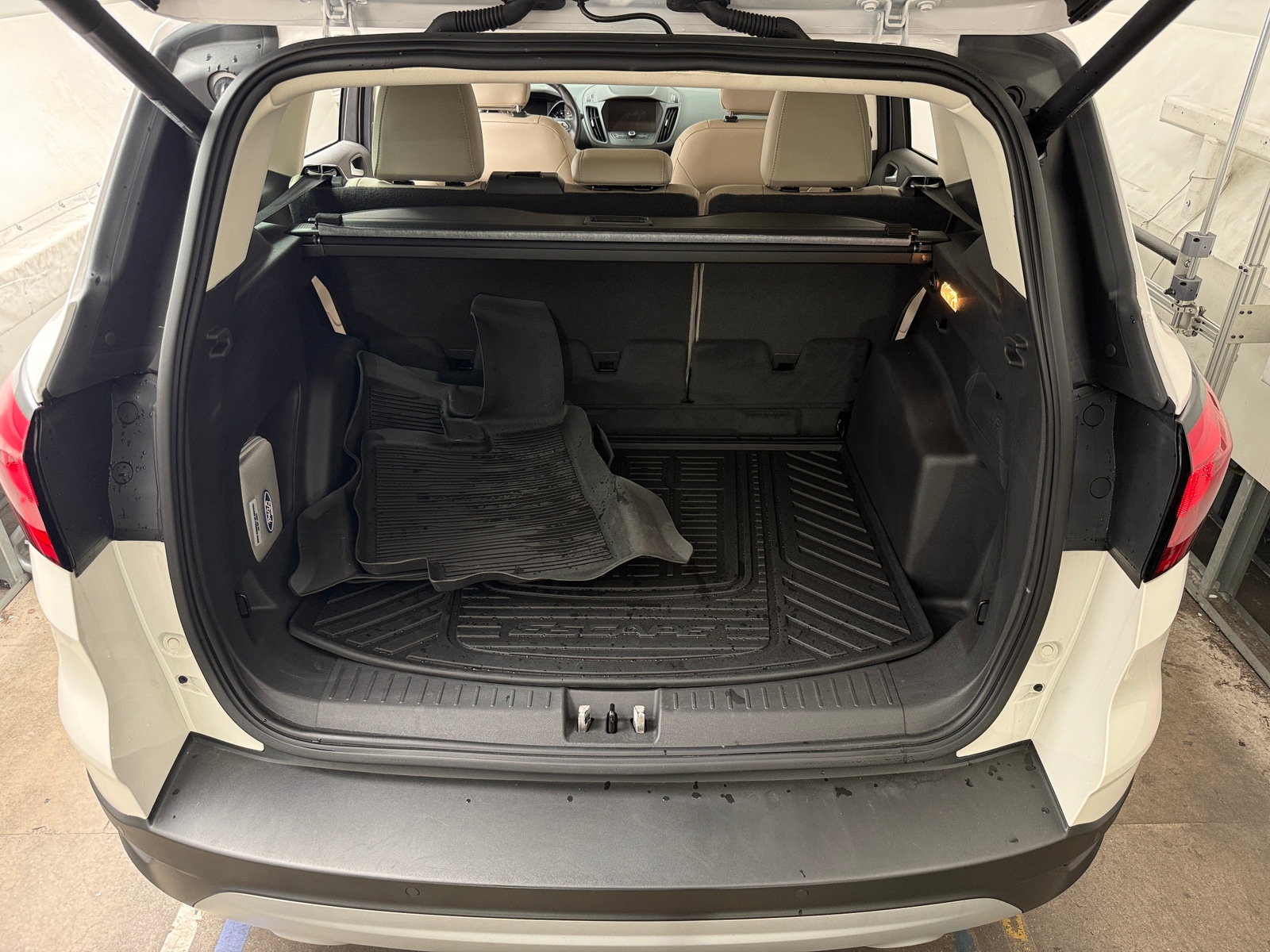 Thumbnail: 2019 Ford Escape - 6