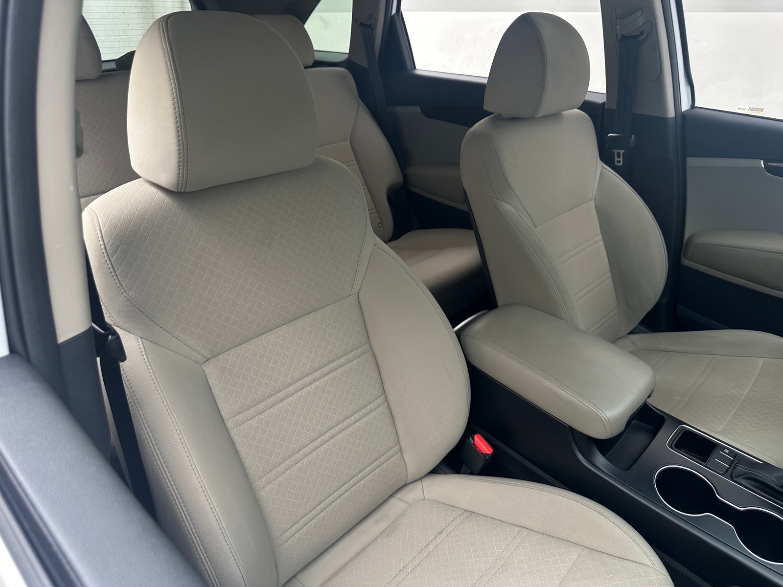 Thumbnail: 2019 Kia Sorento - 2