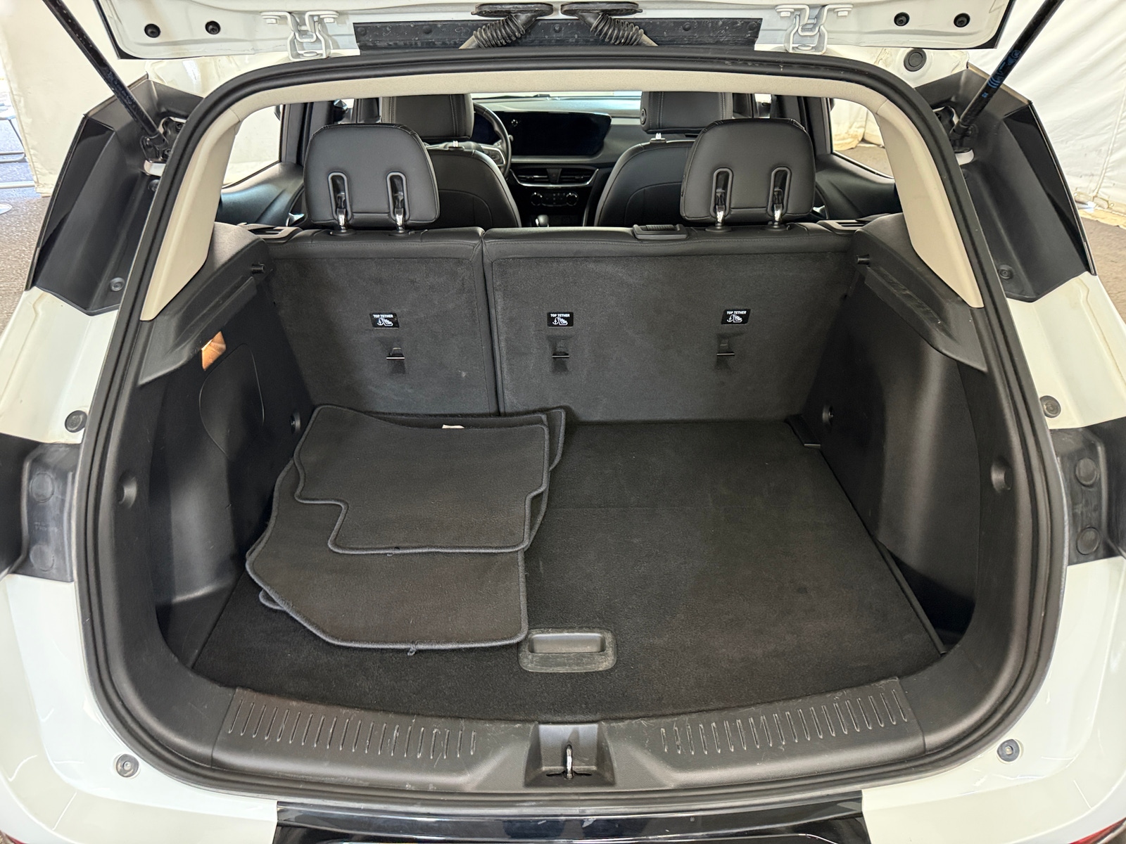 Thumbnail: 2024 Buick Encore GX - 6