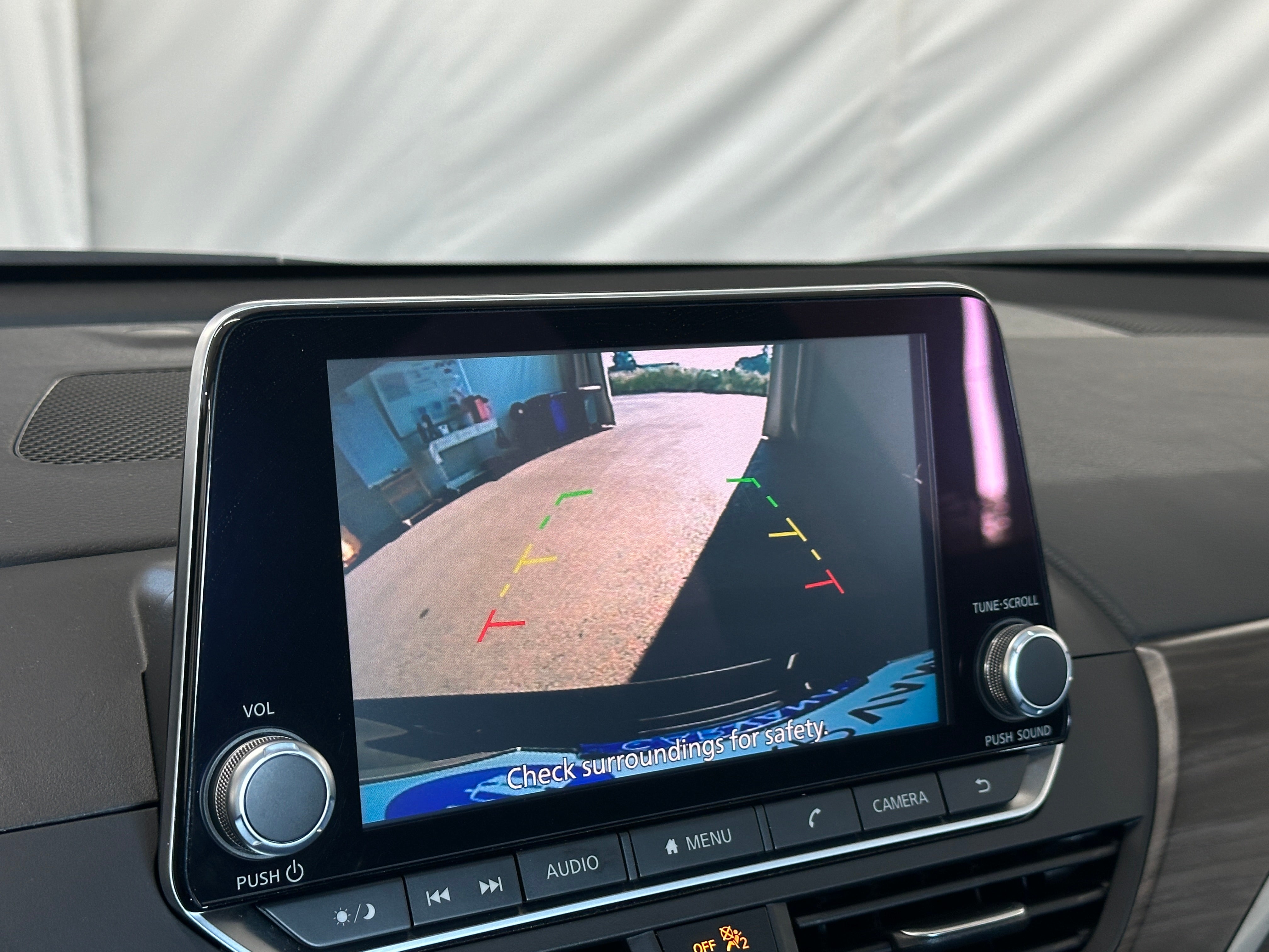 2025 Nissan Altima SV - Photo 13