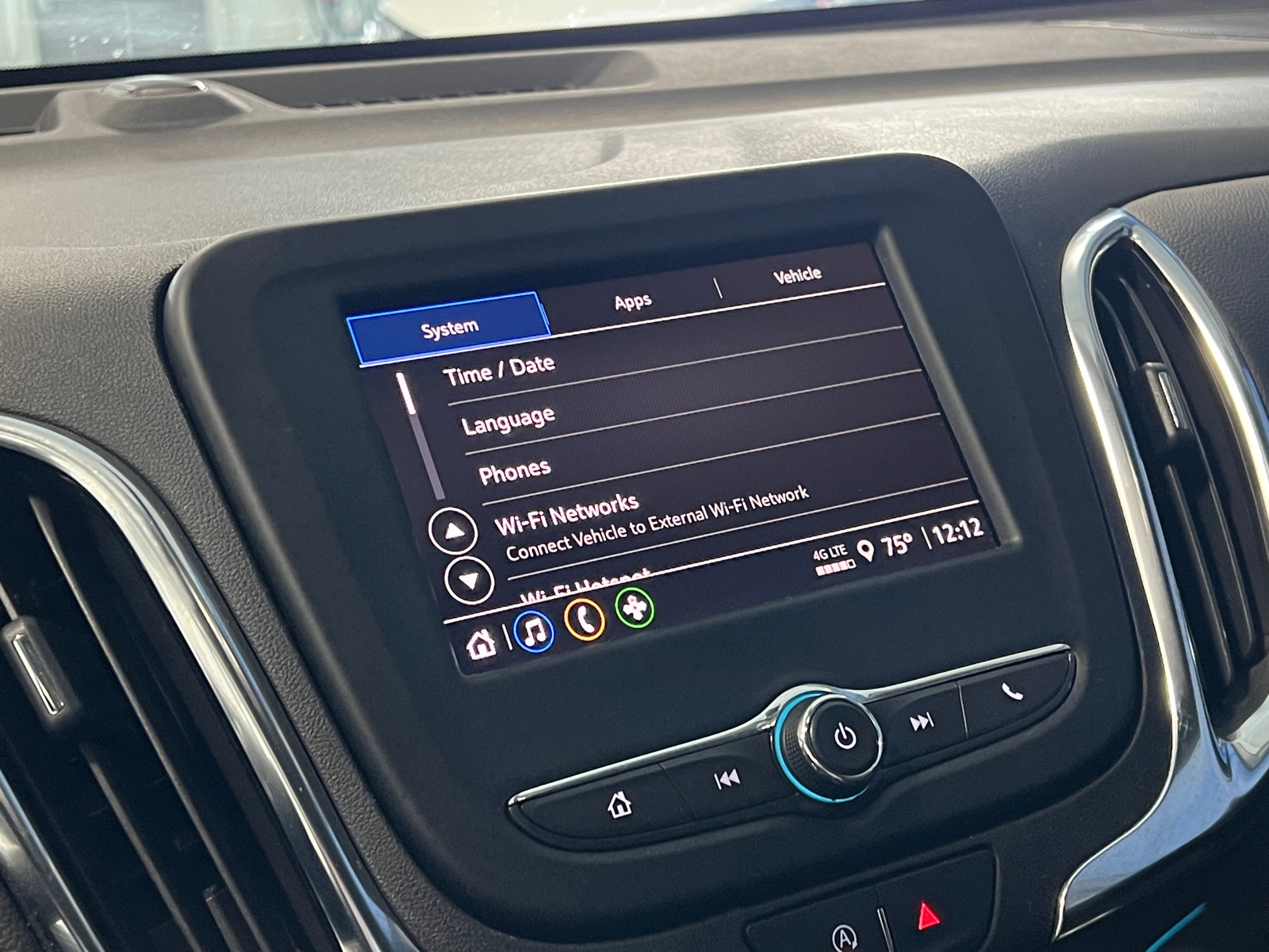 Thumbnail: 2024 Chevrolet Equinox - 4