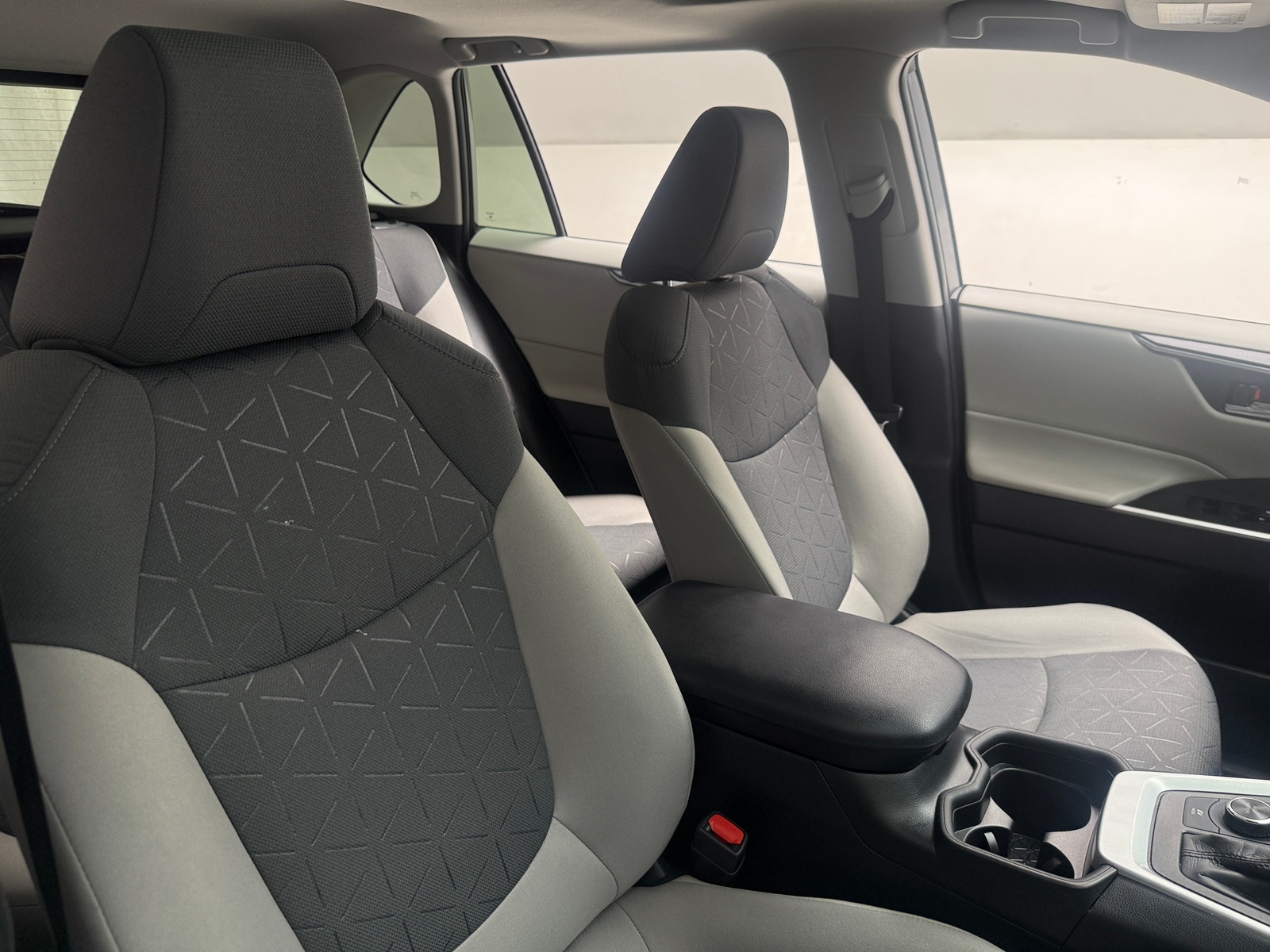 Thumbnail: 2021 Toyota RAV4 - 2