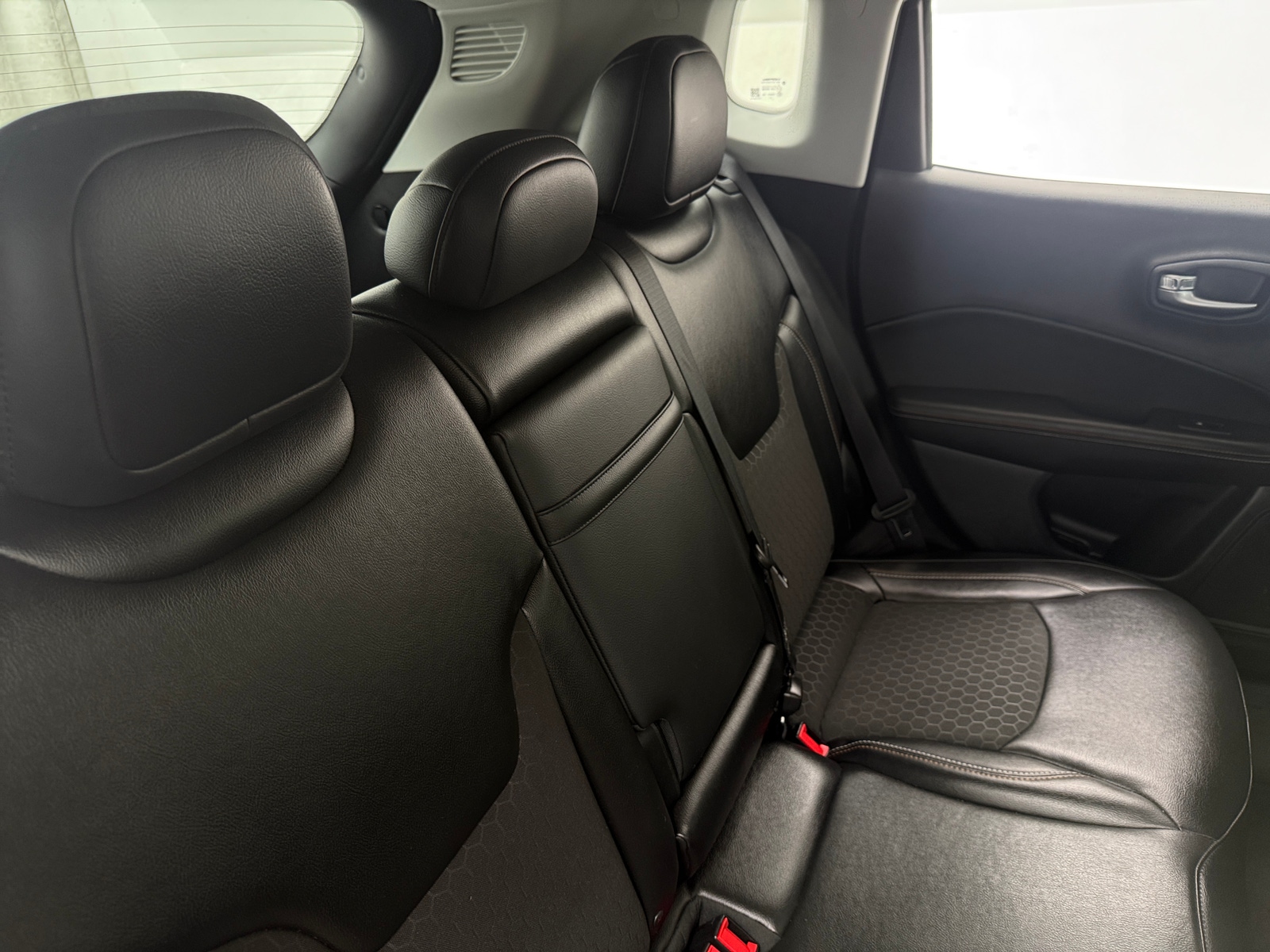 Thumbnail: 2018 Jeep Compass - 6