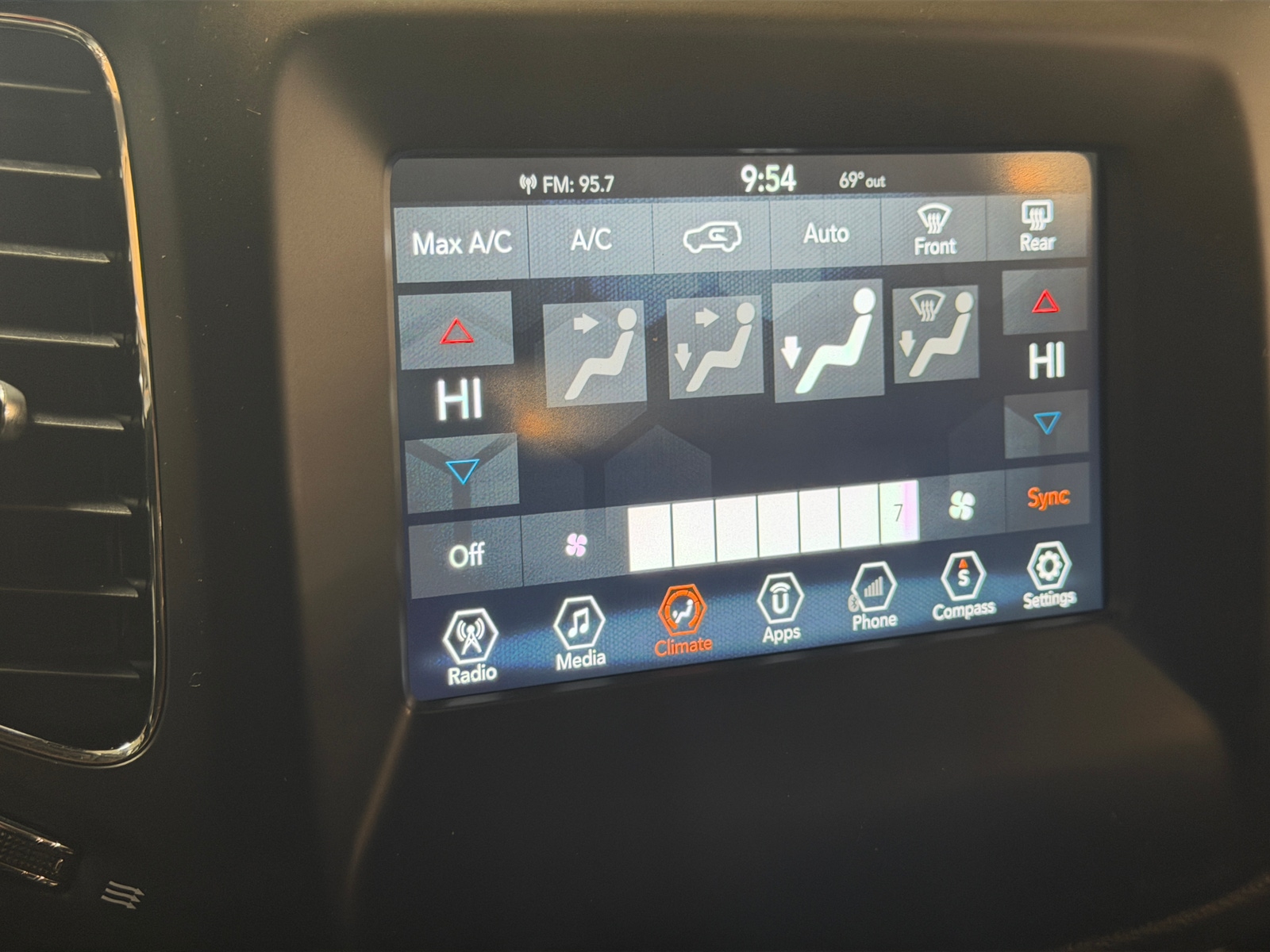 Thumbnail: 2018 Jeep Compass - 4