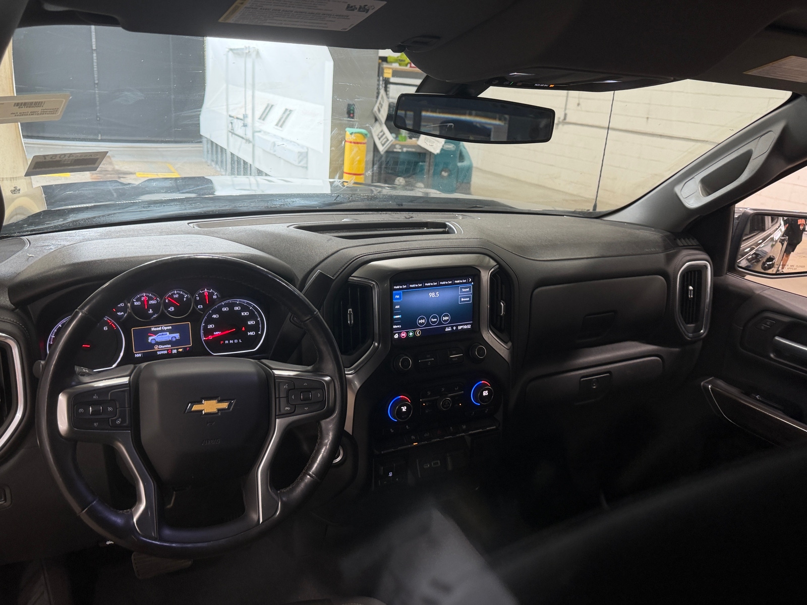 Thumbnail: 2021 Chevrolet Silverado 1500 - 3