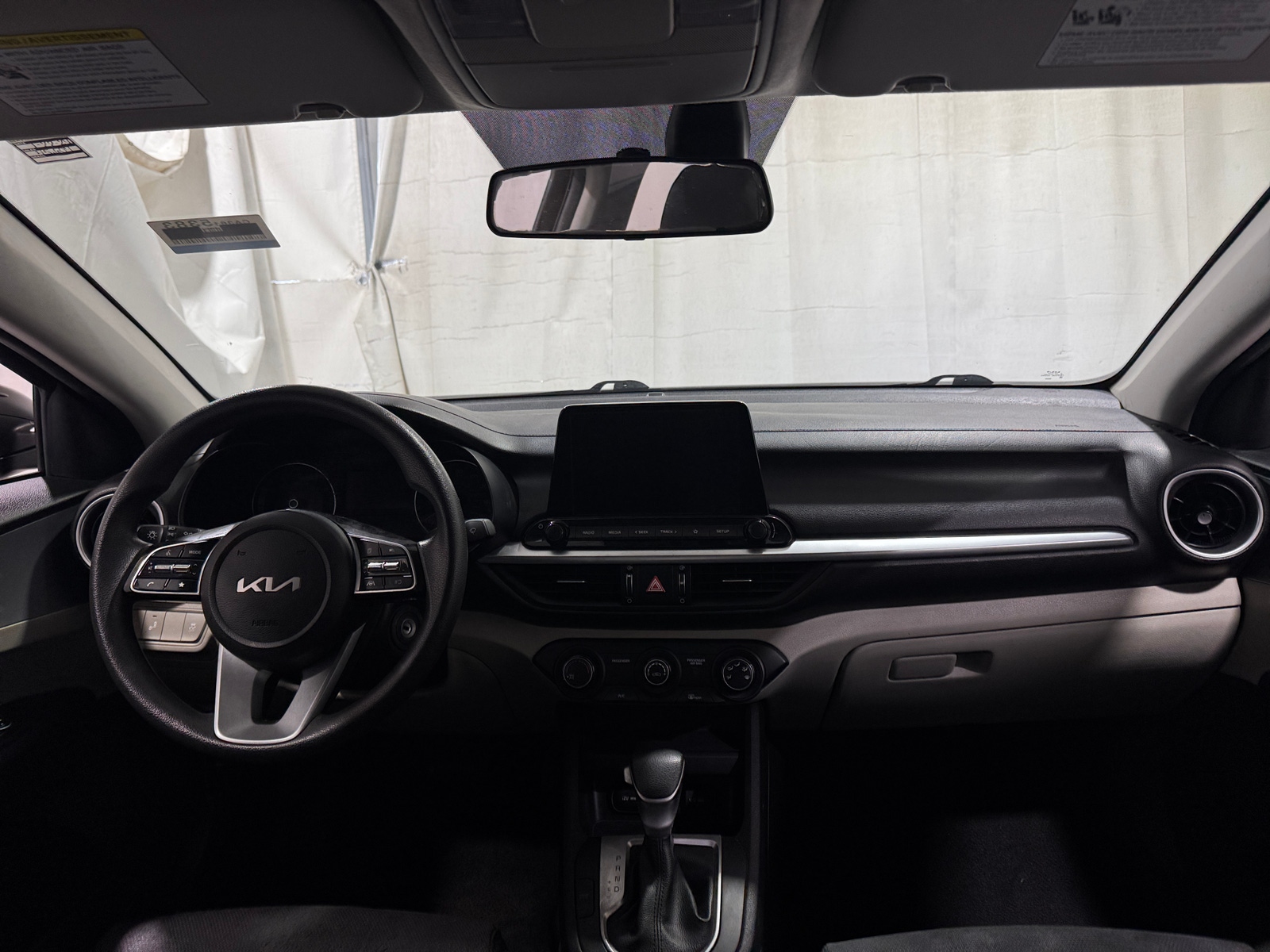 Thumbnail: 2023 Kia Forte - 3