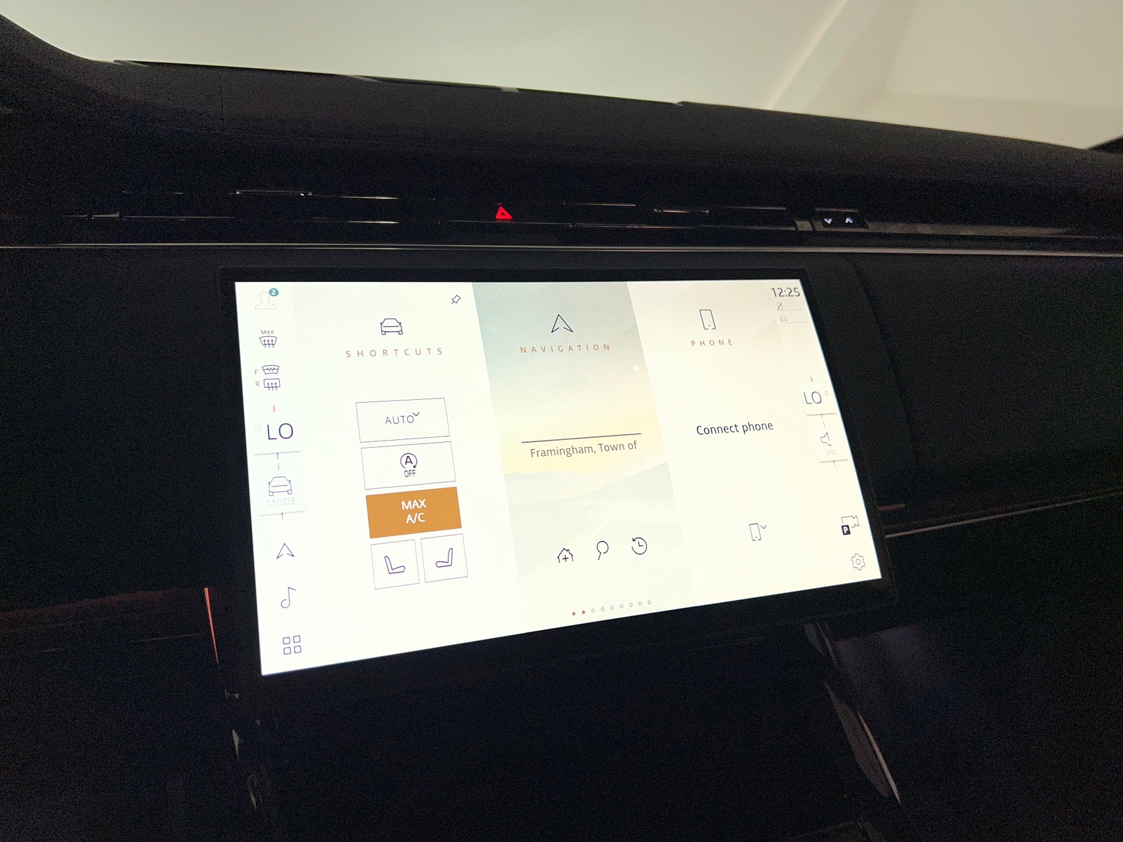 Thumbnail: 2024 Land Rover Range Rover Sport - 3