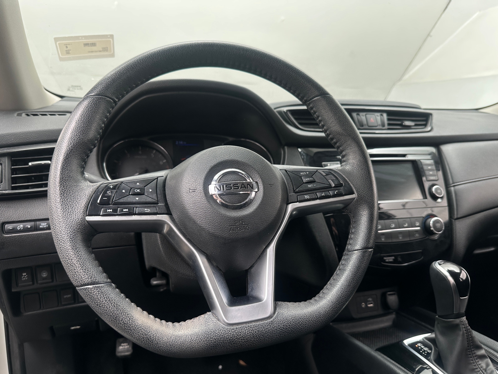 Thumbnail: 2020 Nissan Rogue - 5