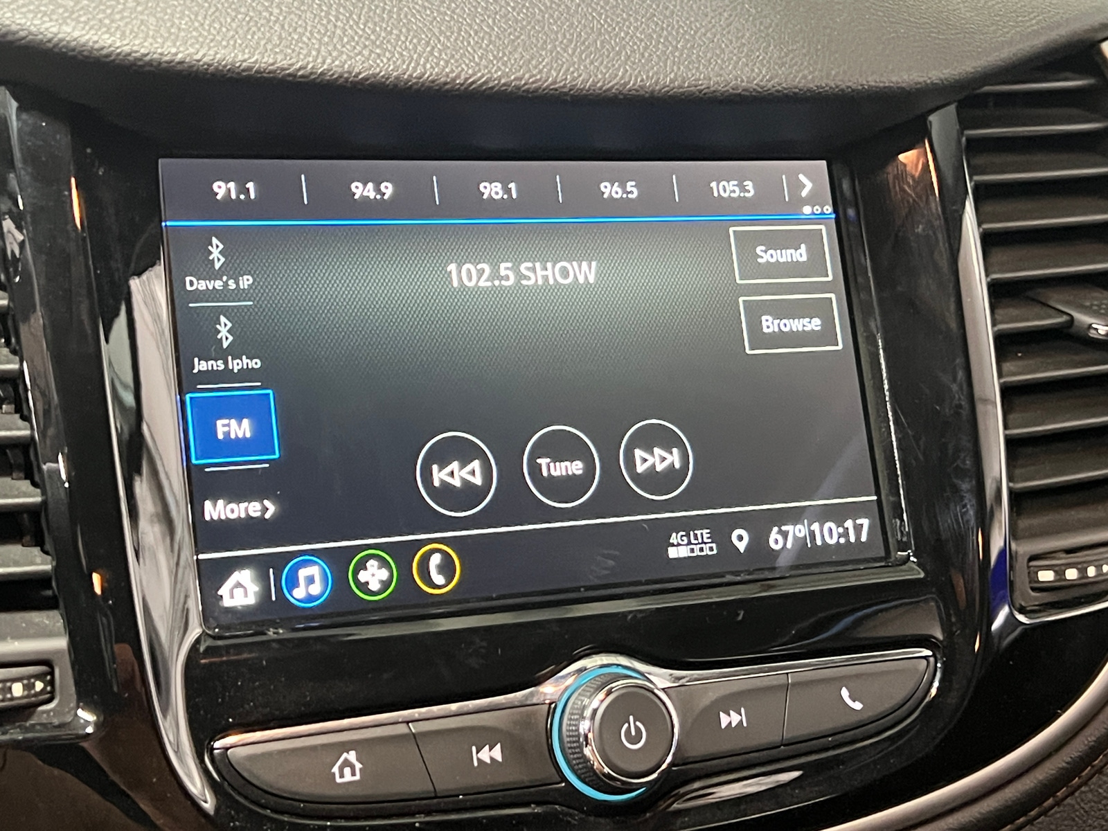 Thumbnail: 2019 Chevrolet Trax - 4