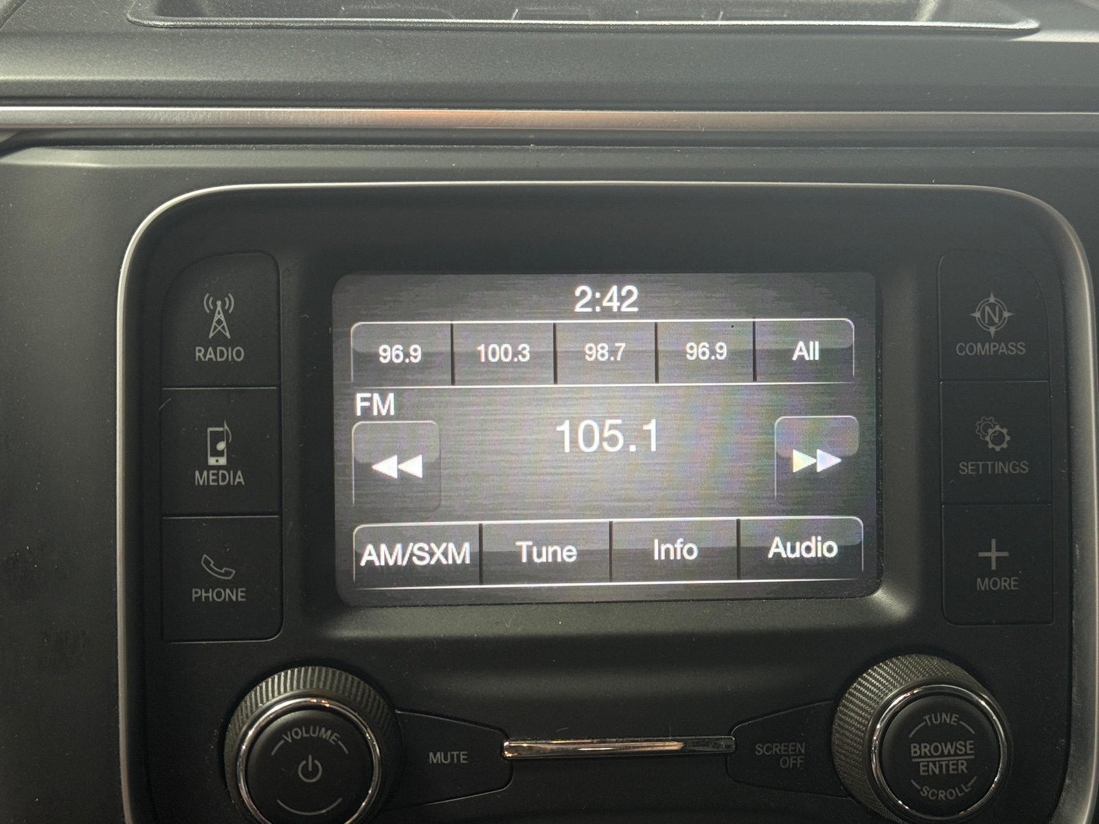 Thumbnail: 2024 RAM 1500 Classic - 4