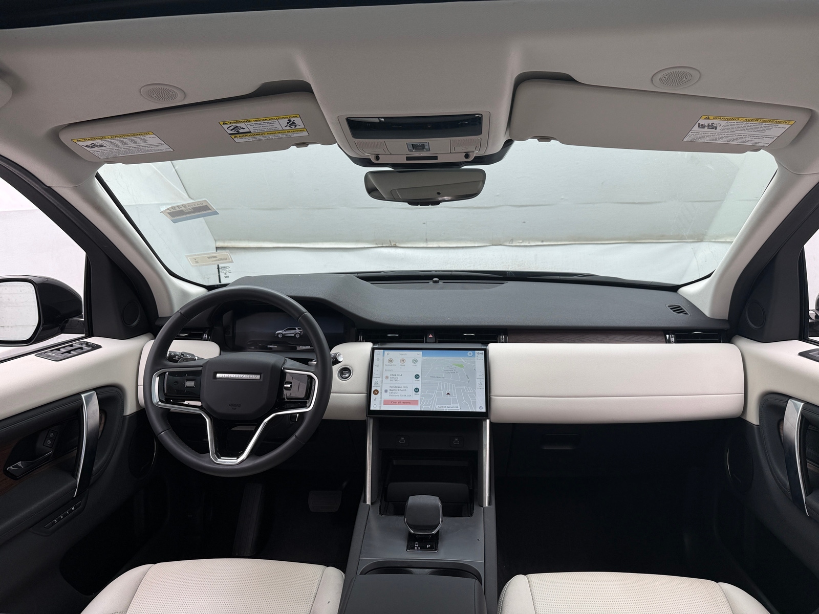 Thumbnail: 2024 Land Rover Discovery Sport - 2