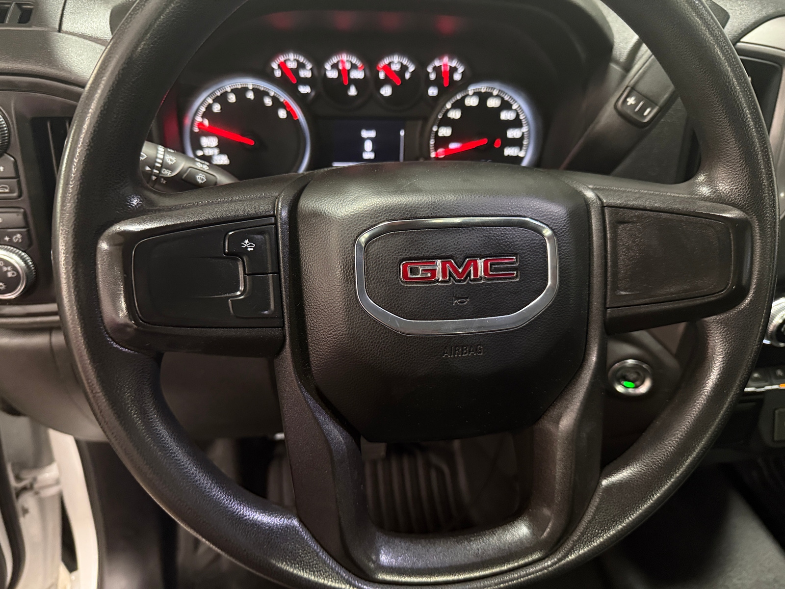 Thumbnail: 2022 GMC Sierra 1500 - 4