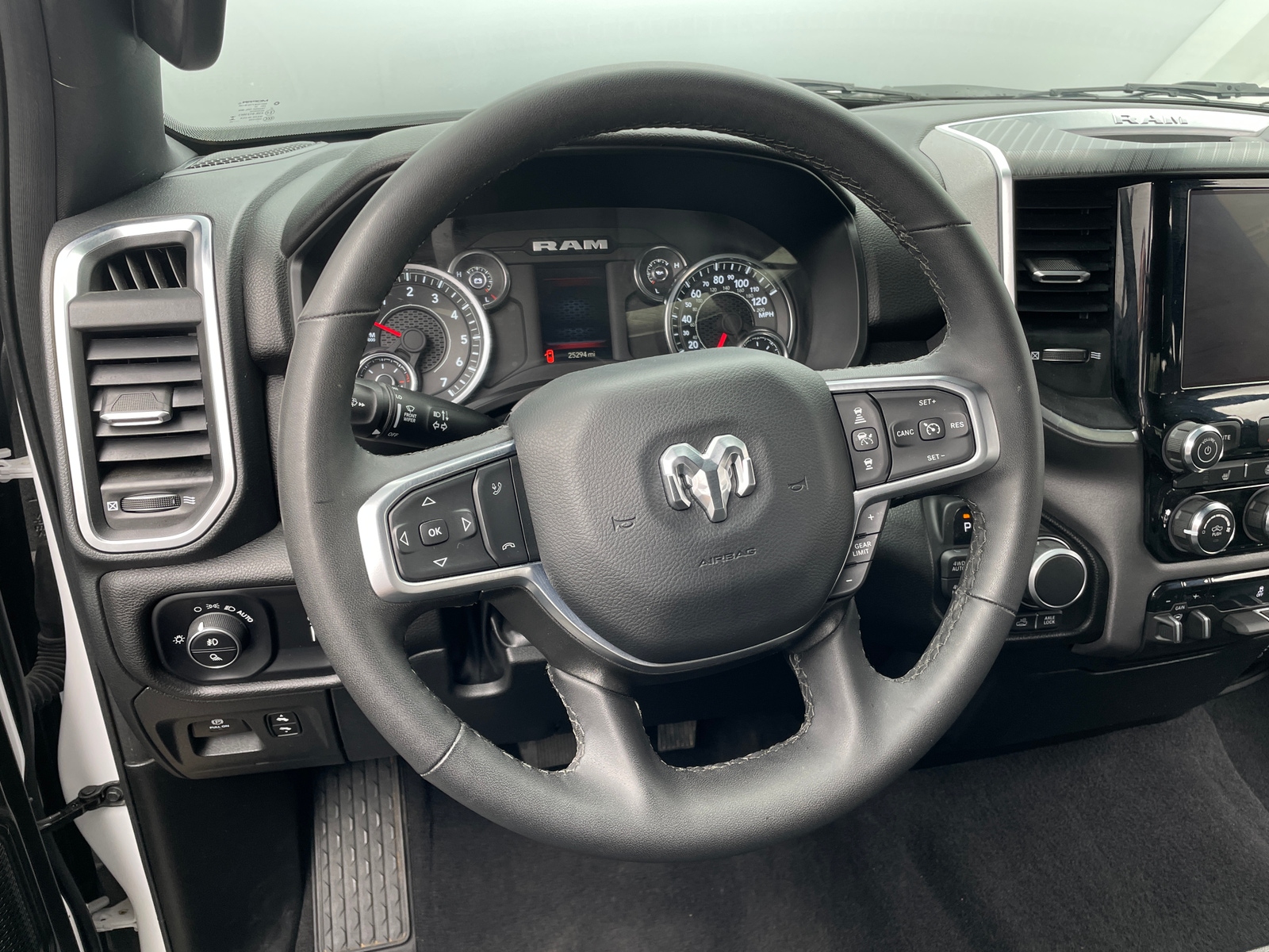 Thumbnail: 2025 RAM 1500 - 5