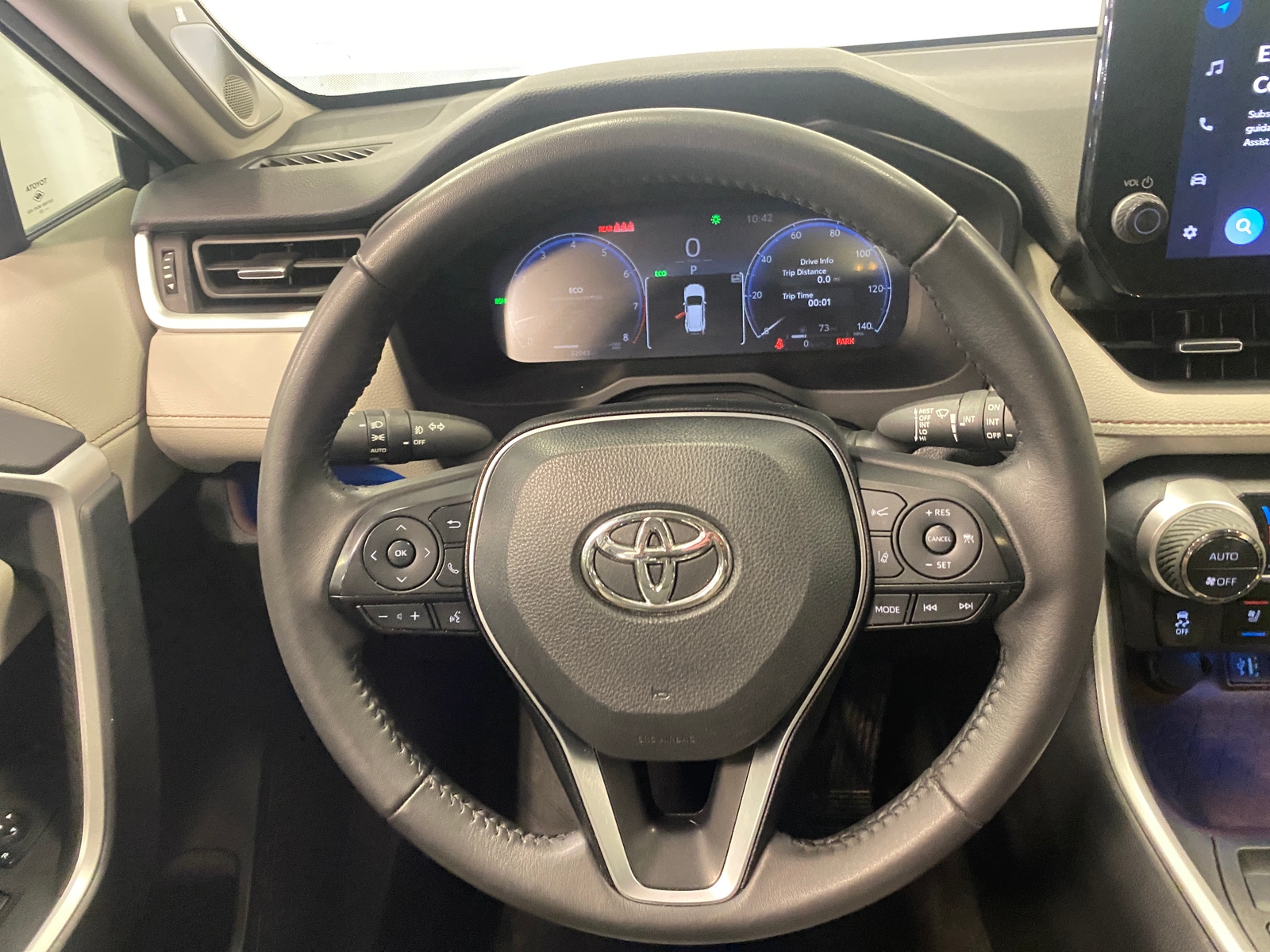 Thumbnail: 2023 Toyota RAV4 - 4