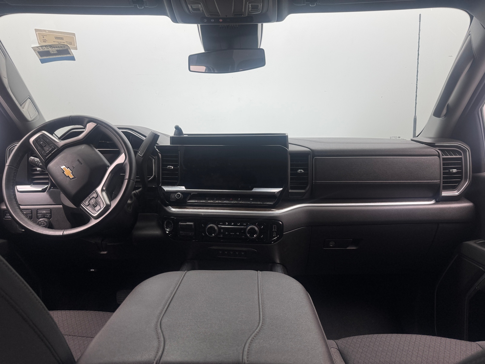 Thumbnail: 2025 Chevrolet Silverado 2500 - 3