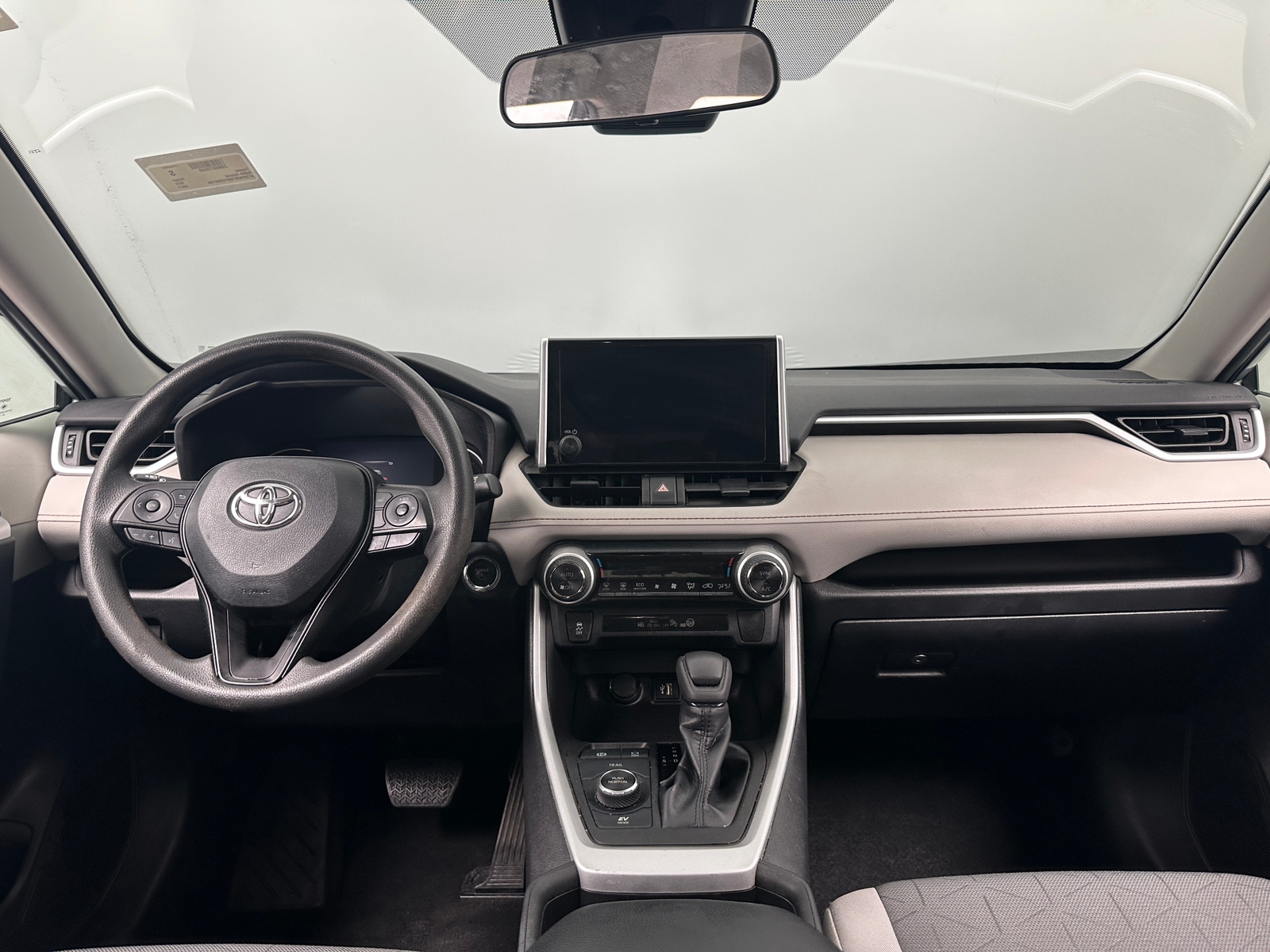 Thumbnail: 2023 Toyota RAV4 - 3
