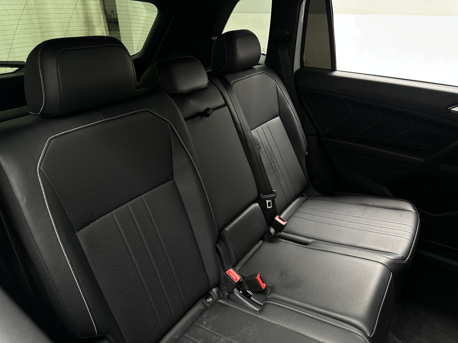 Thumbnail: 2024 Volkswagen Tiguan - 5