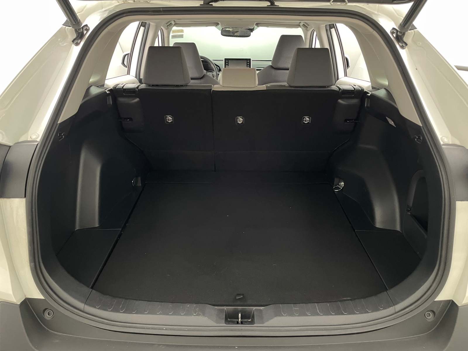 Thumbnail: 2019 Toyota RAV4 - 7