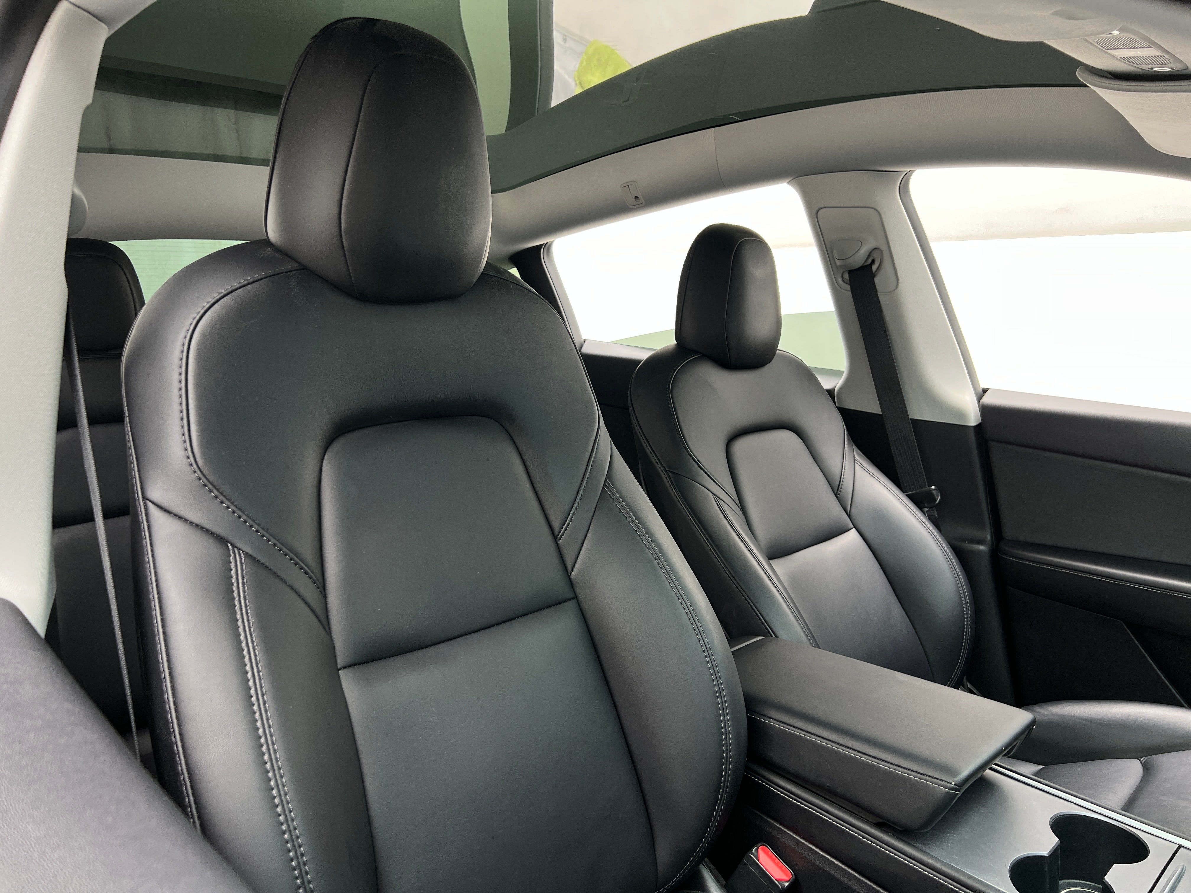 Used 2021 Tesla Model Y Standard Range with VIN 5YJYGDED1MF133701 for sale in Auburn, WA