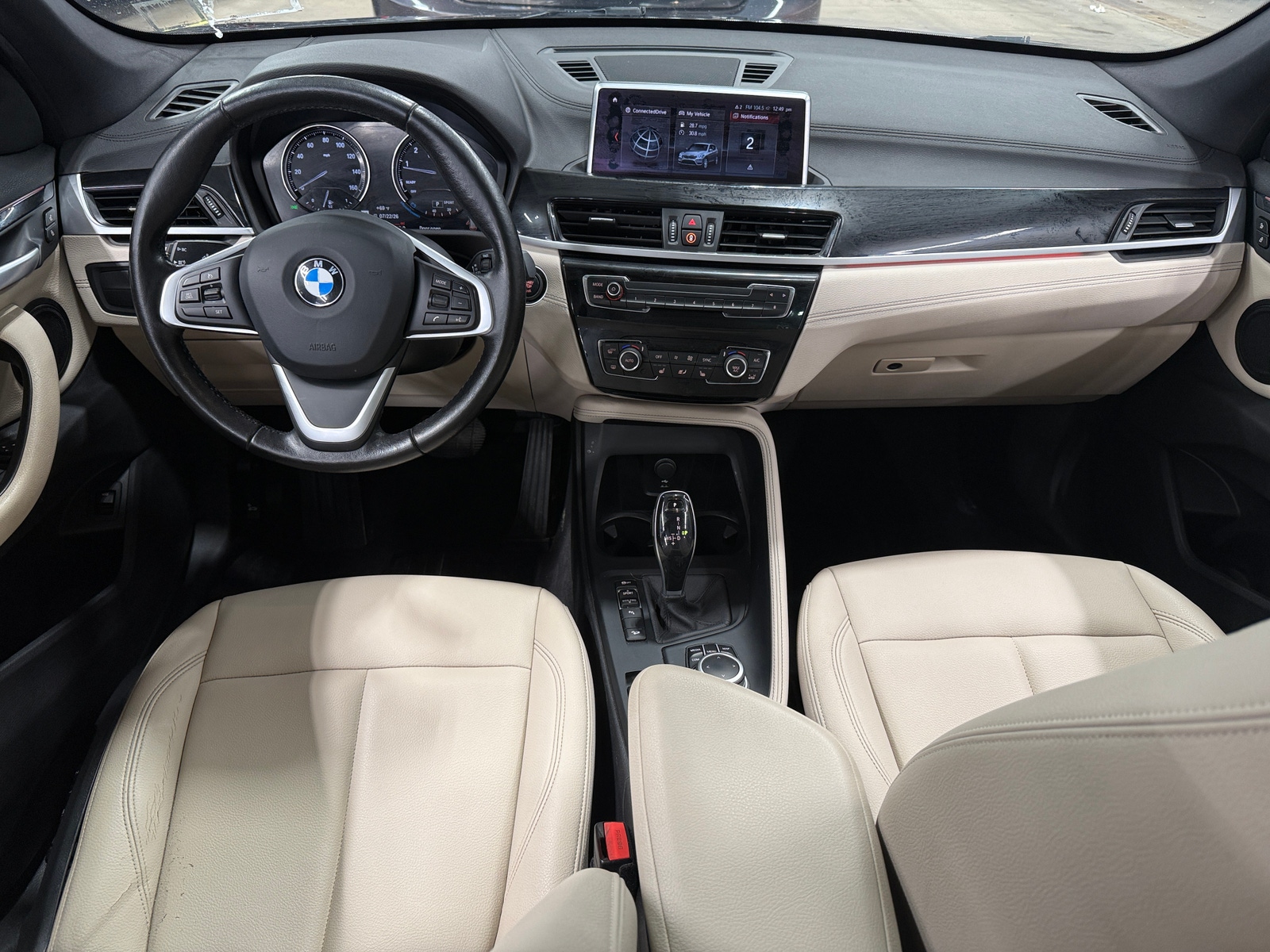 Thumbnail: 2021 BMW X1 - 2