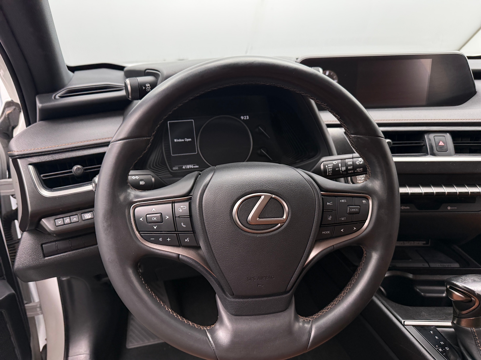 Thumbnail: 2022 Lexus UX - 4