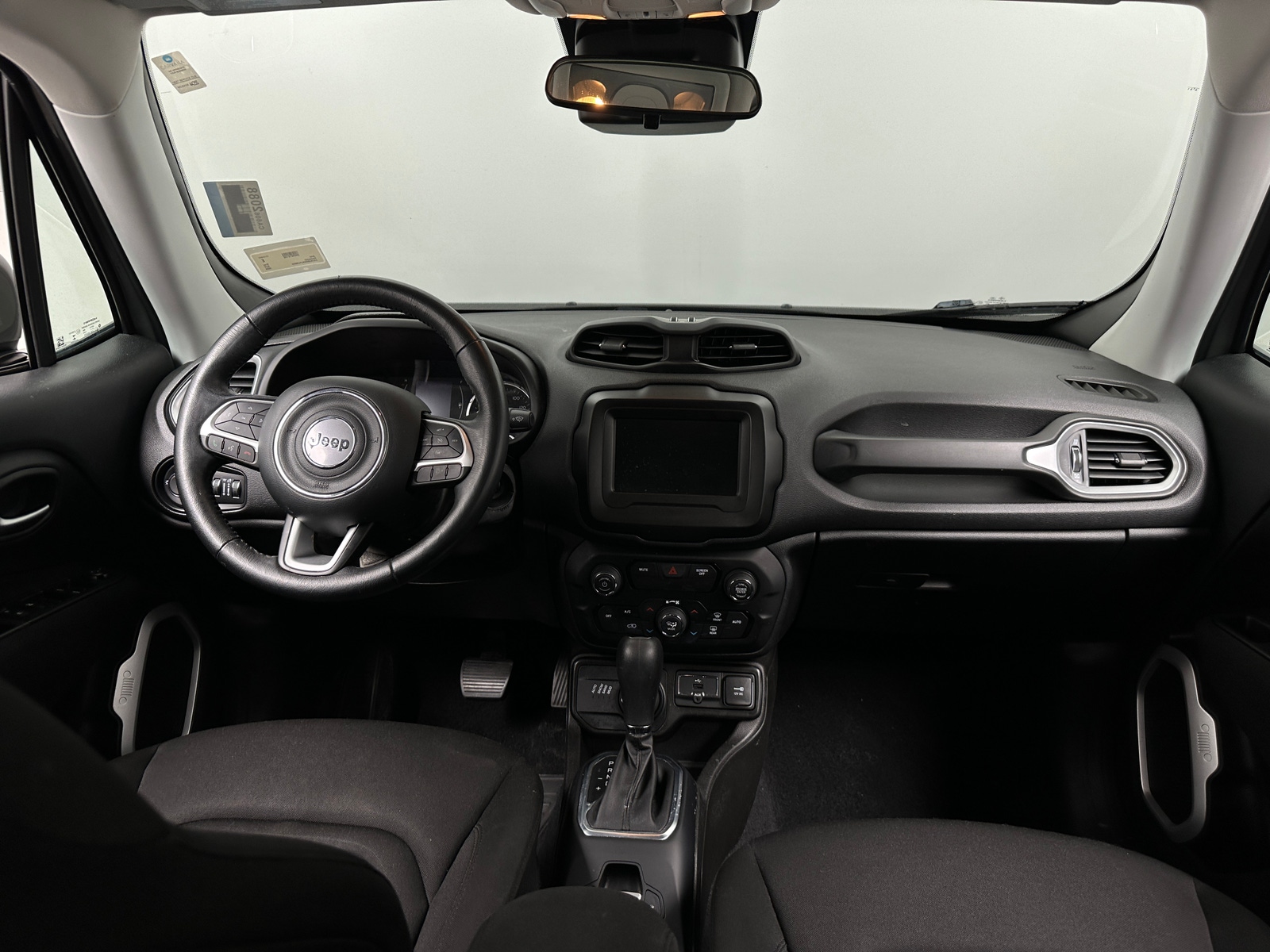 Thumbnail: 2020 Jeep Renegade - 3