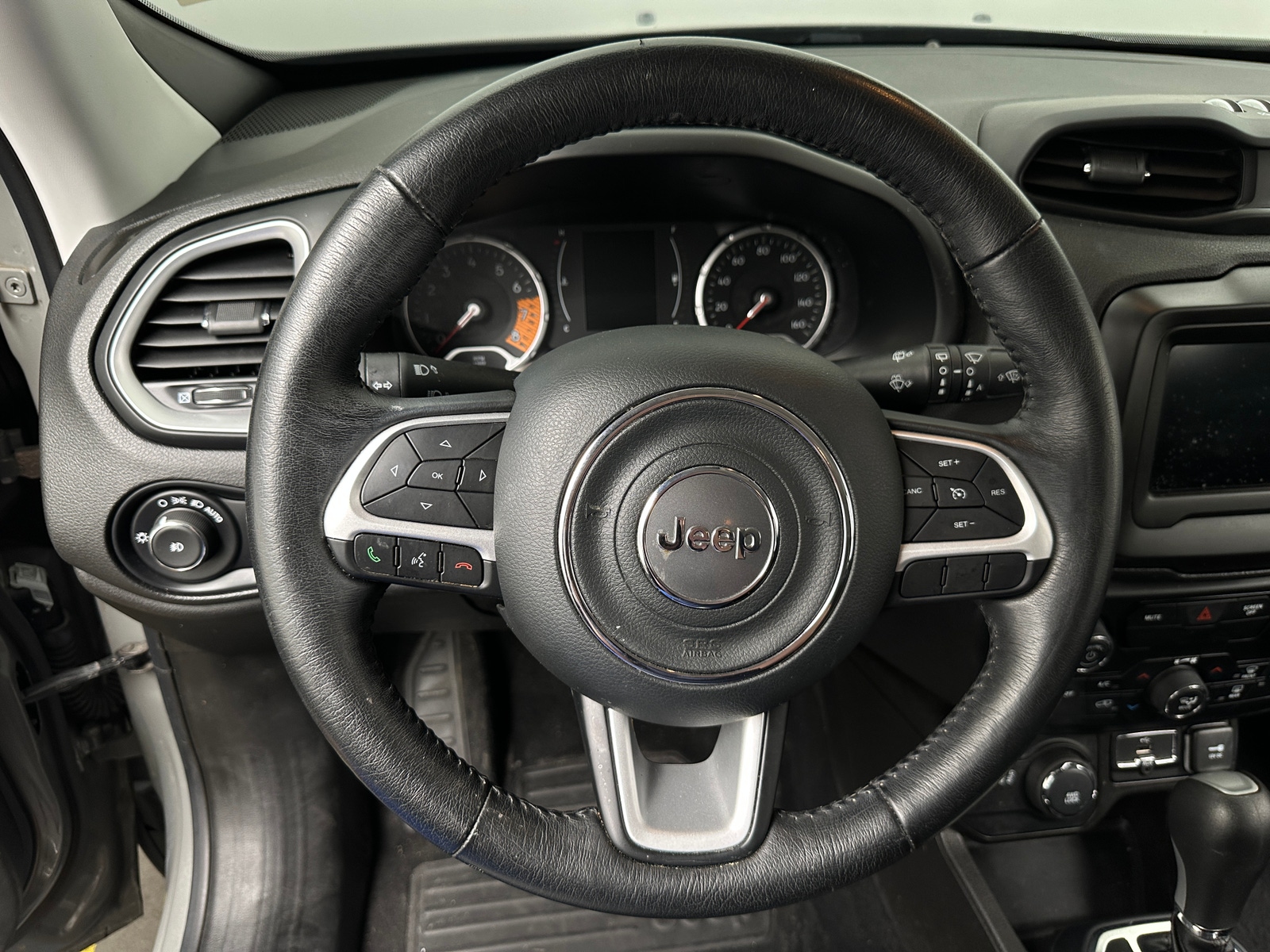 Thumbnail: 2020 Jeep Renegade - 5