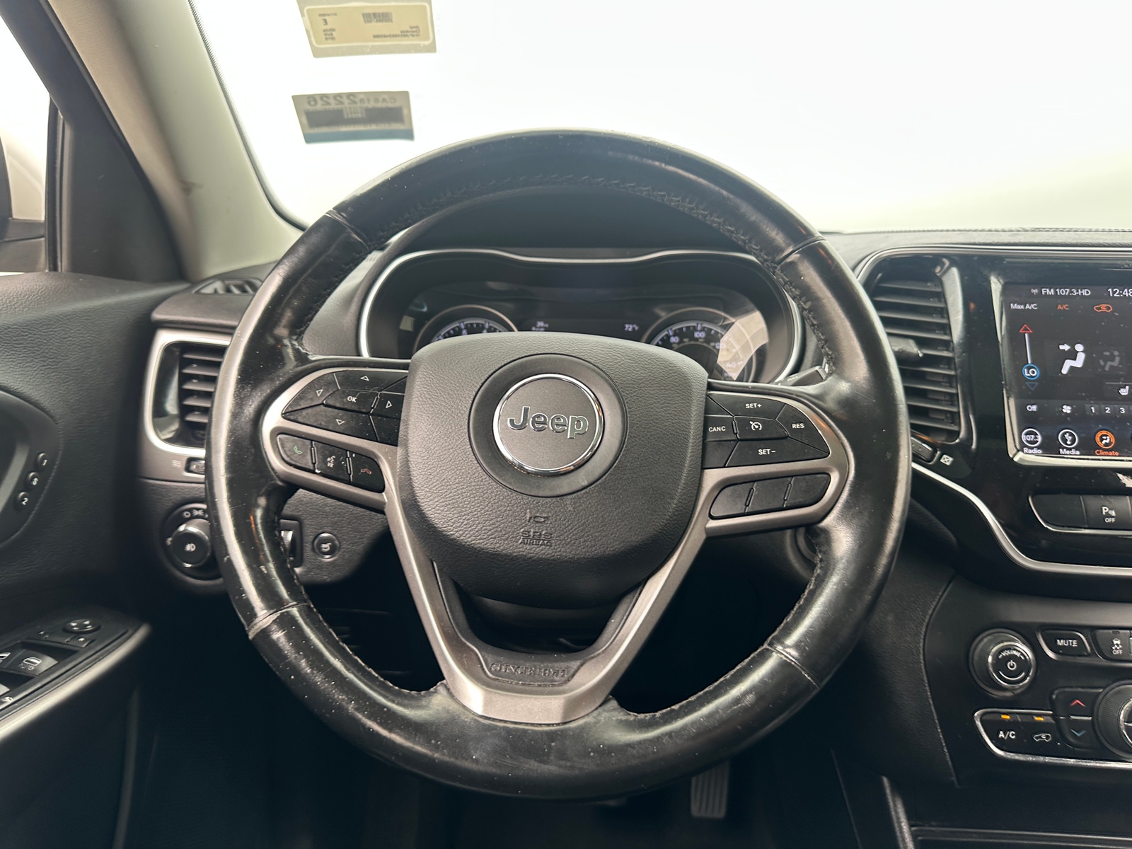 Thumbnail: 2019 Jeep Cherokee - 4