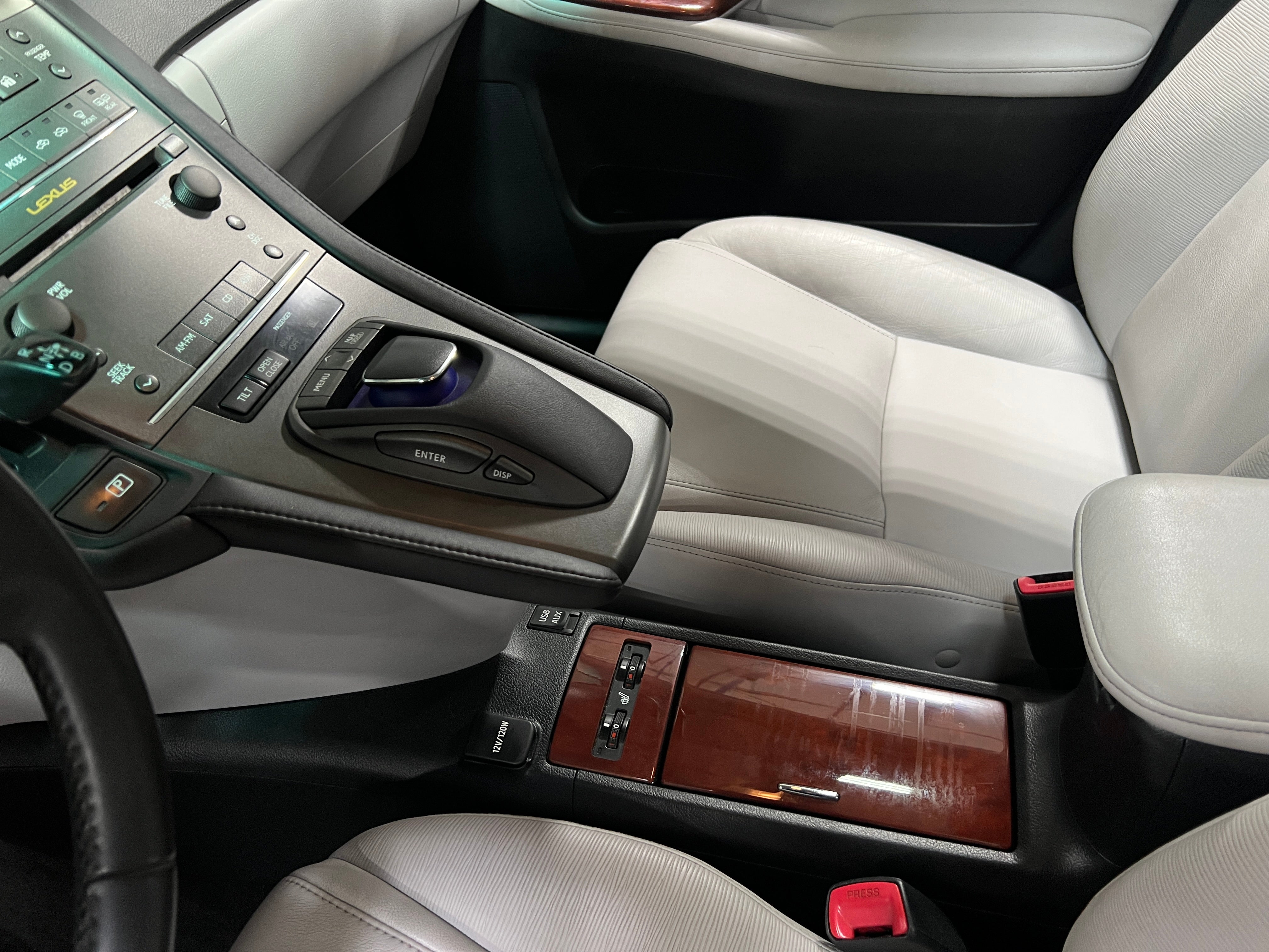 2010 Lexus HS