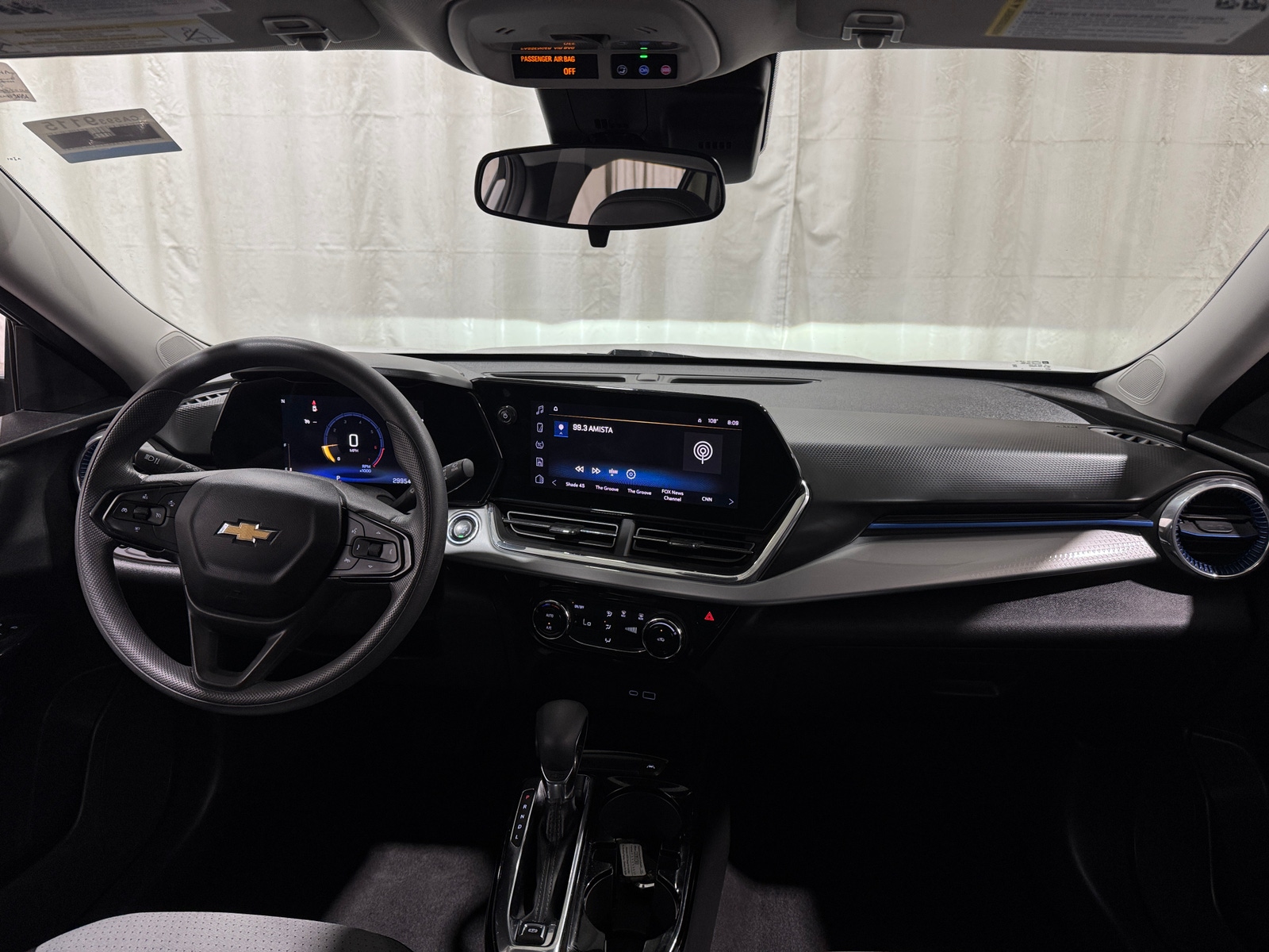 Thumbnail: 2025 Chevrolet Trax - 2