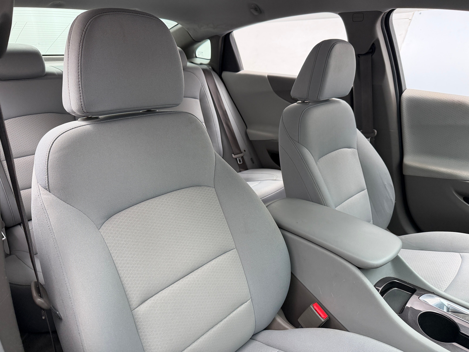 Thumbnail: 2016 Chevrolet Malibu - 2