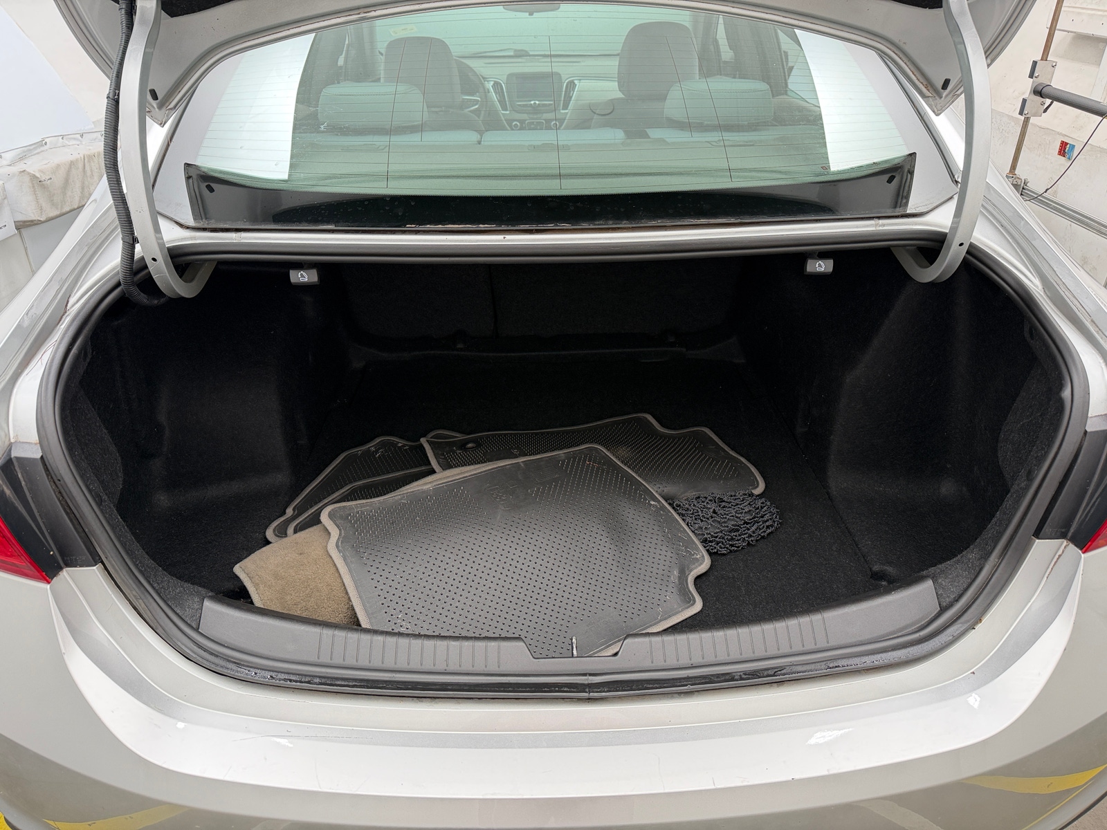 Thumbnail: 2016 Chevrolet Malibu - 7