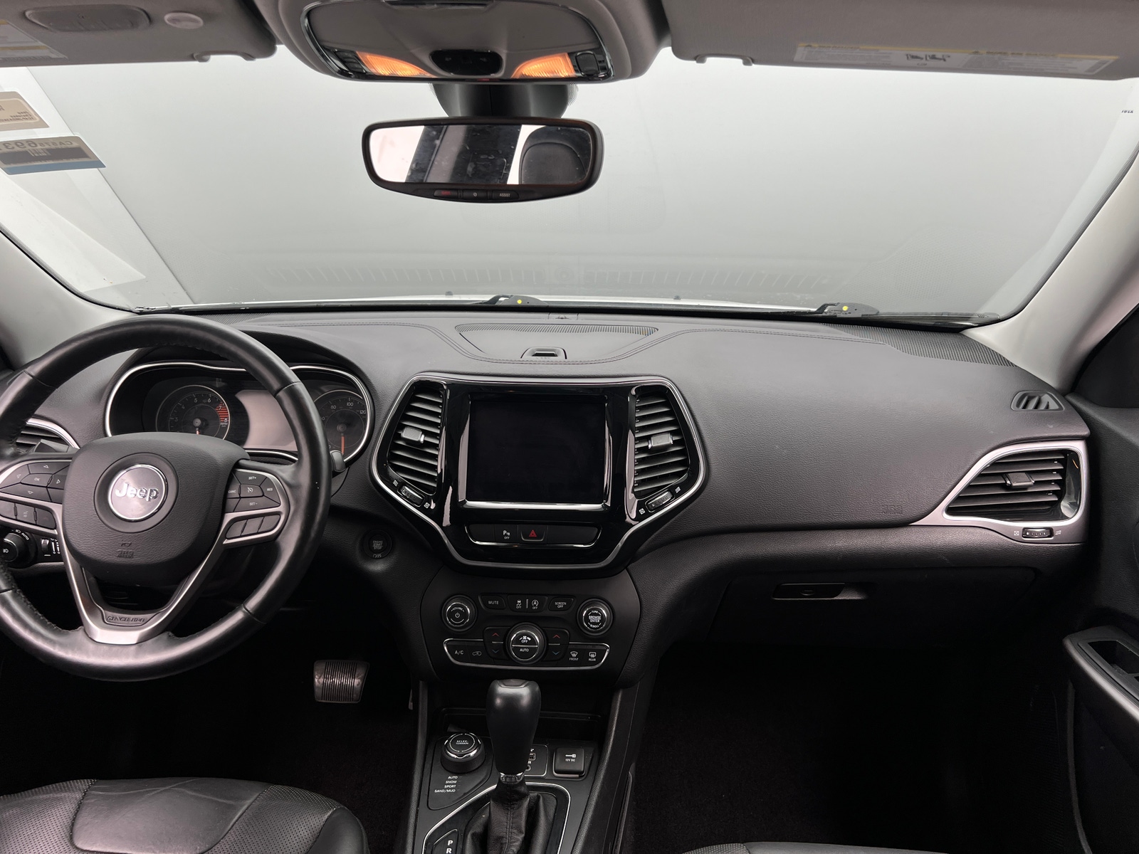 Thumbnail: 2019 Jeep Cherokee - 2