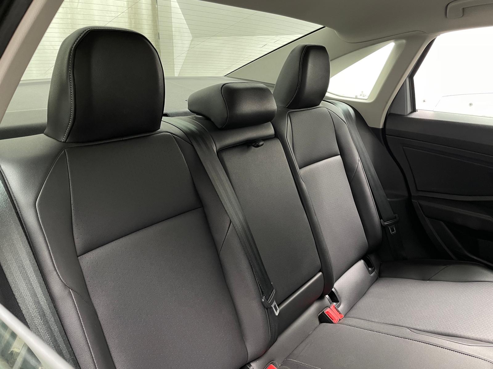 Thumbnail: 2019 Volkswagen Jetta - 5