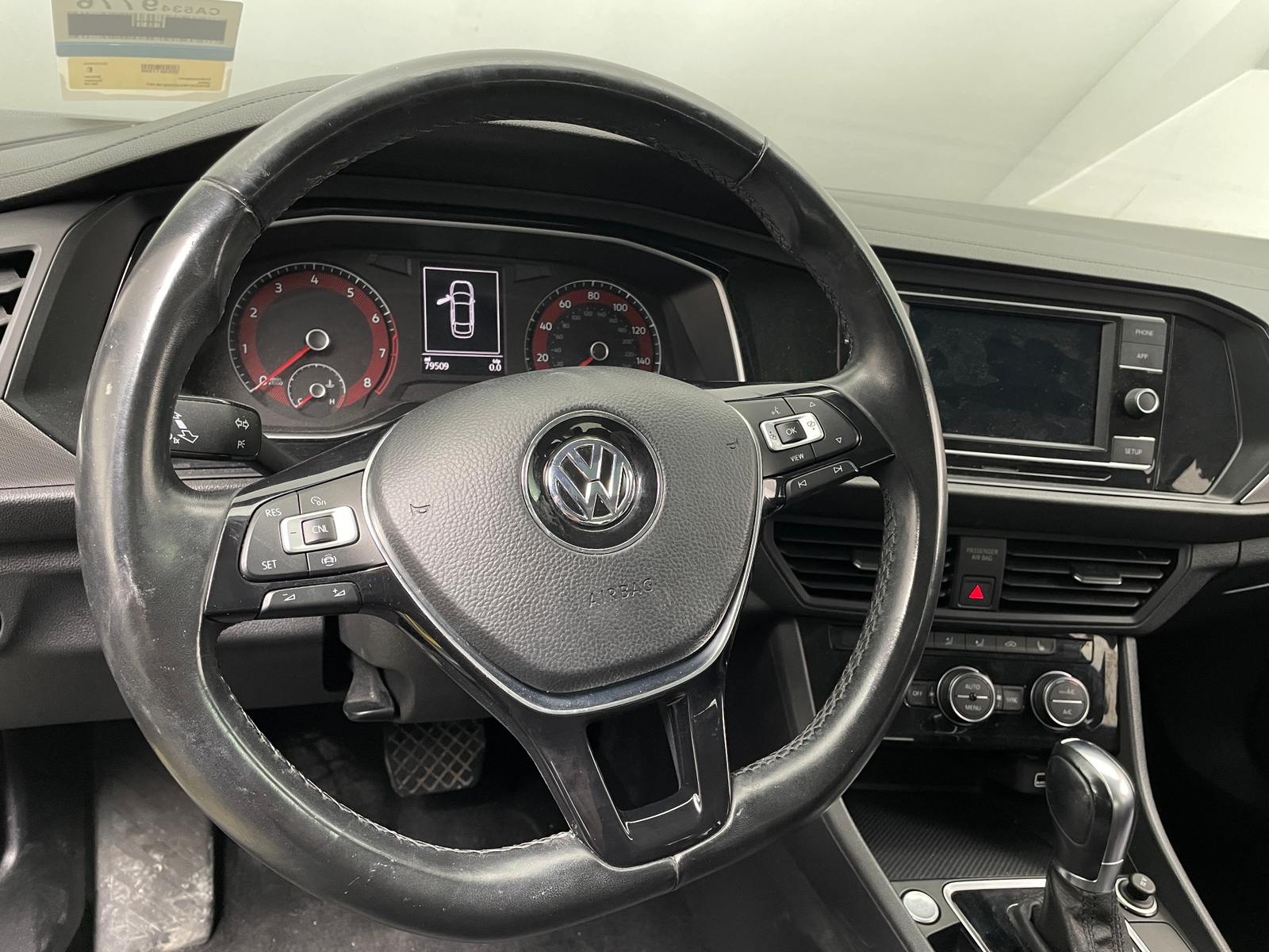 Thumbnail: 2019 Volkswagen Jetta - 4