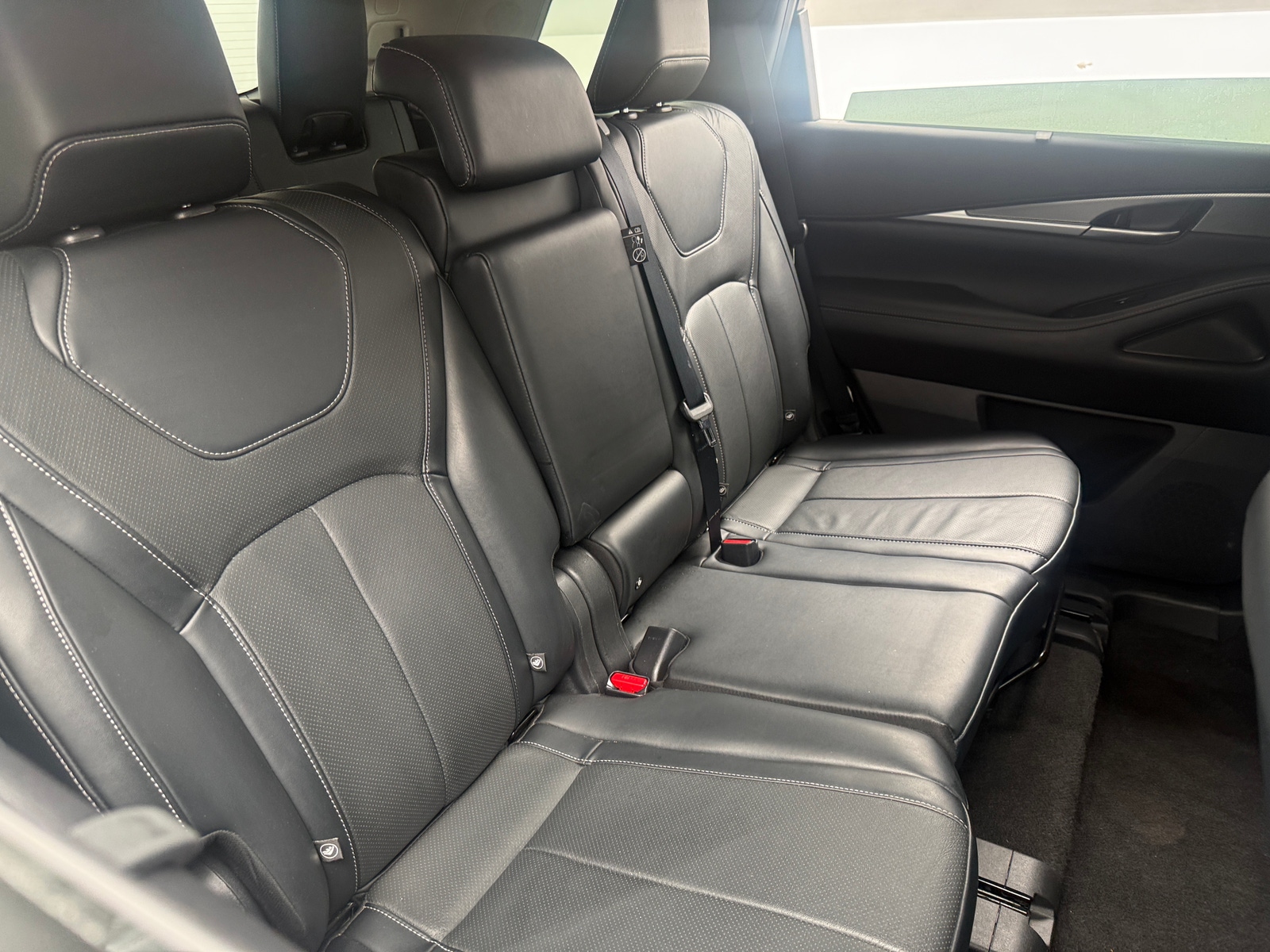 Thumbnail: 2023 INFINITI QX60 - 5