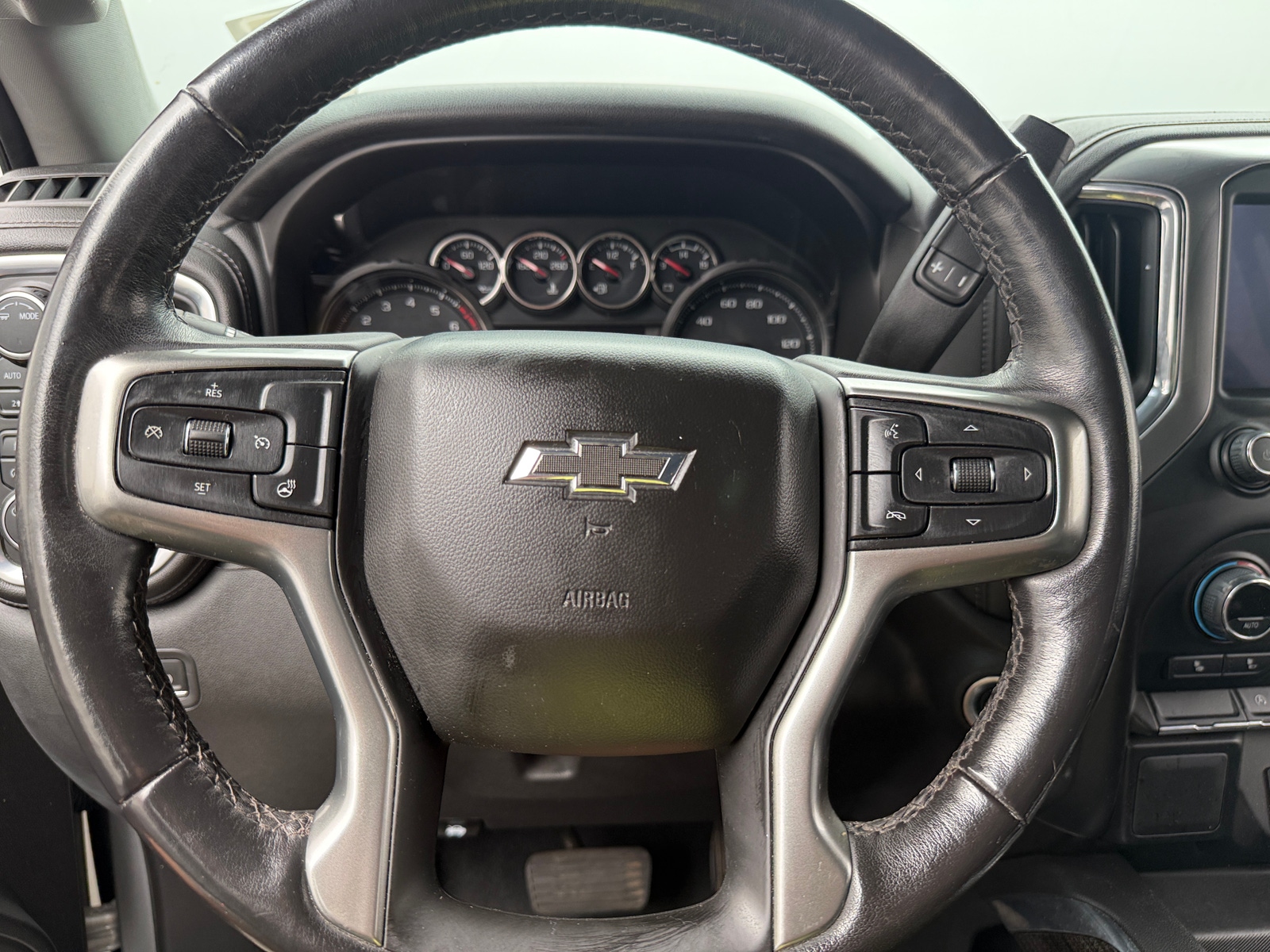 Thumbnail: 2021 Chevrolet Silverado 1500 - 5